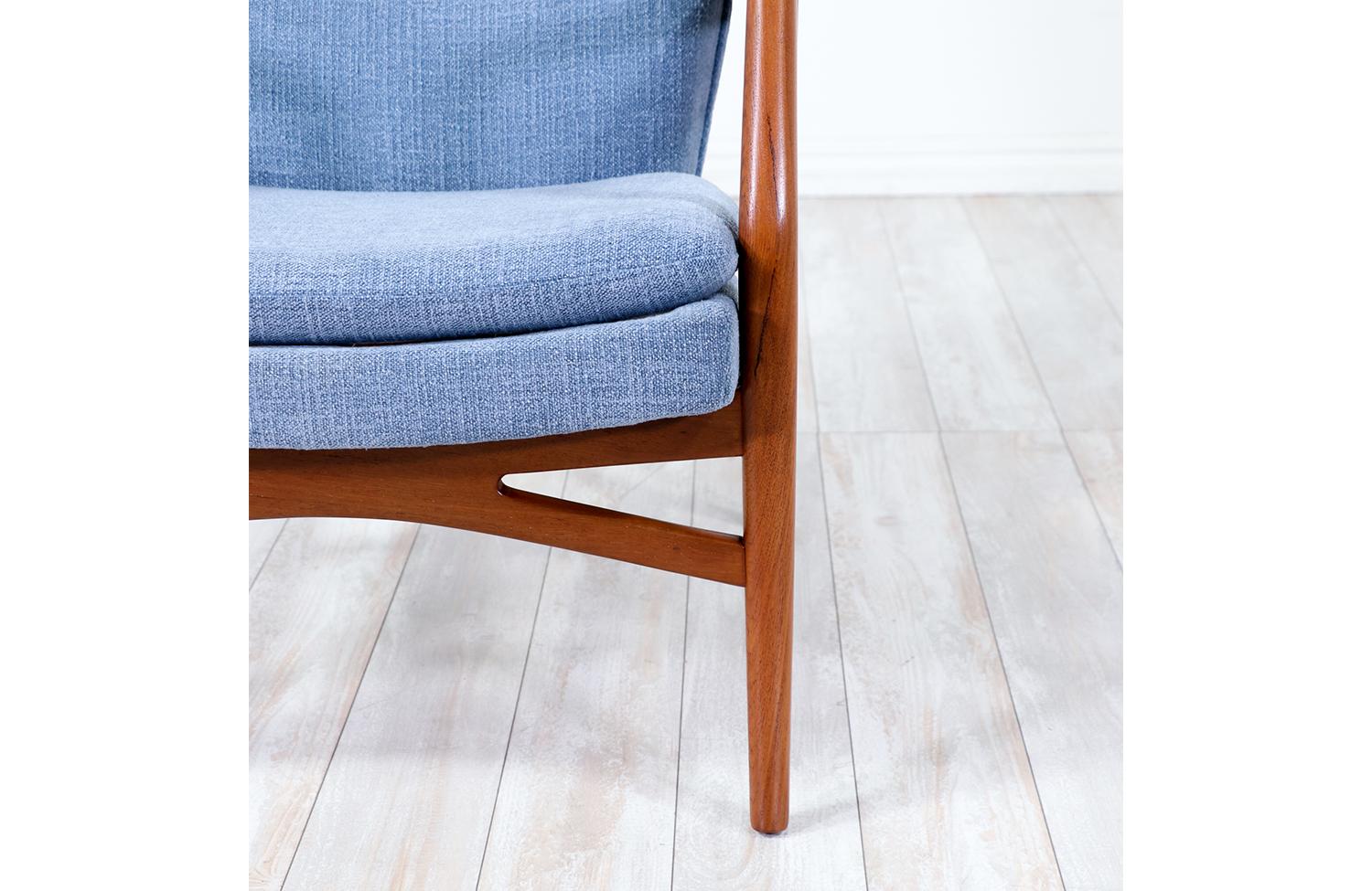 Kurt Olsen Model-215 Wingback Lounge Chairs for Slagelse Møbelvaerk For Sale 3
