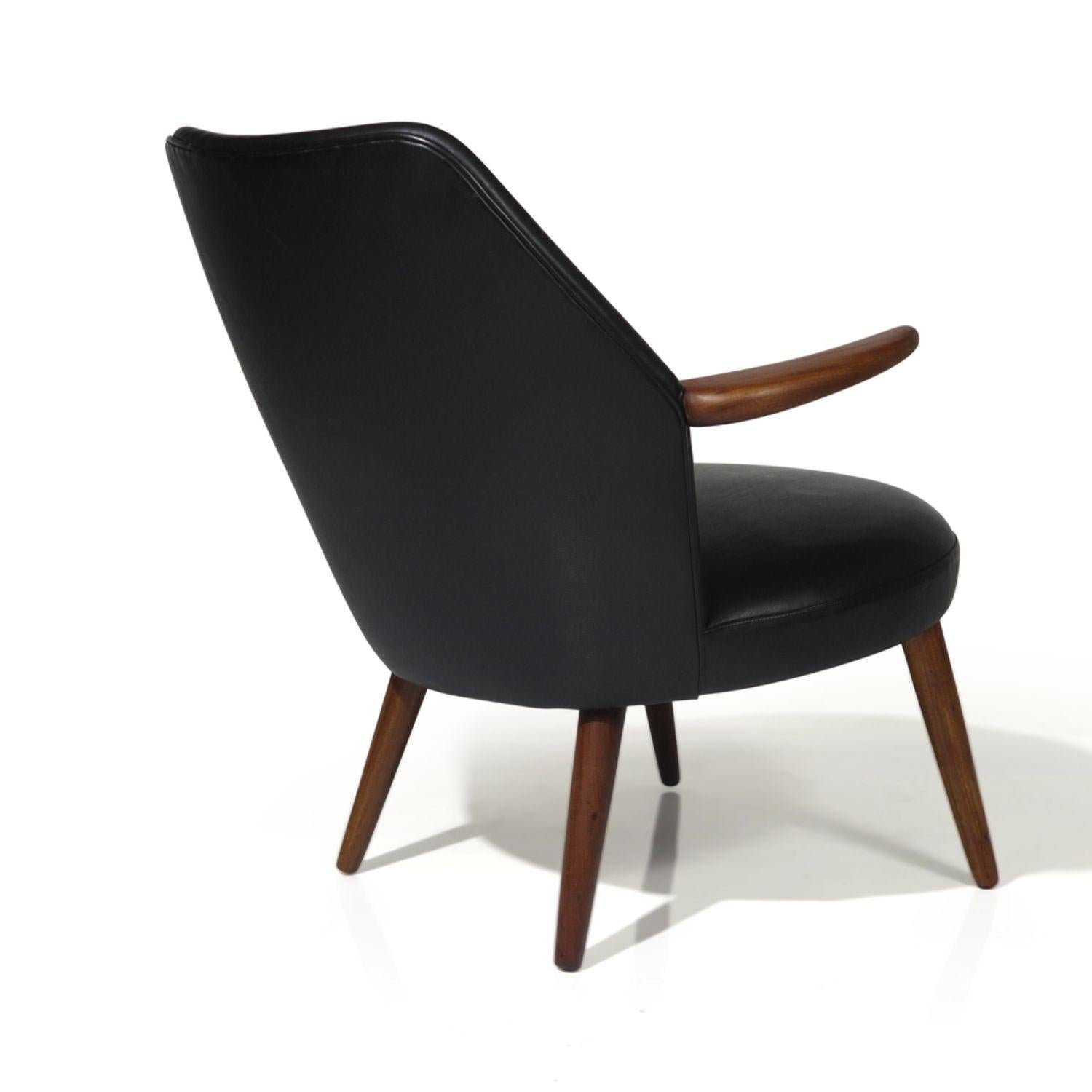 Kurt Ostervig Danish Lounge Chair in Black Leather For Sale 1