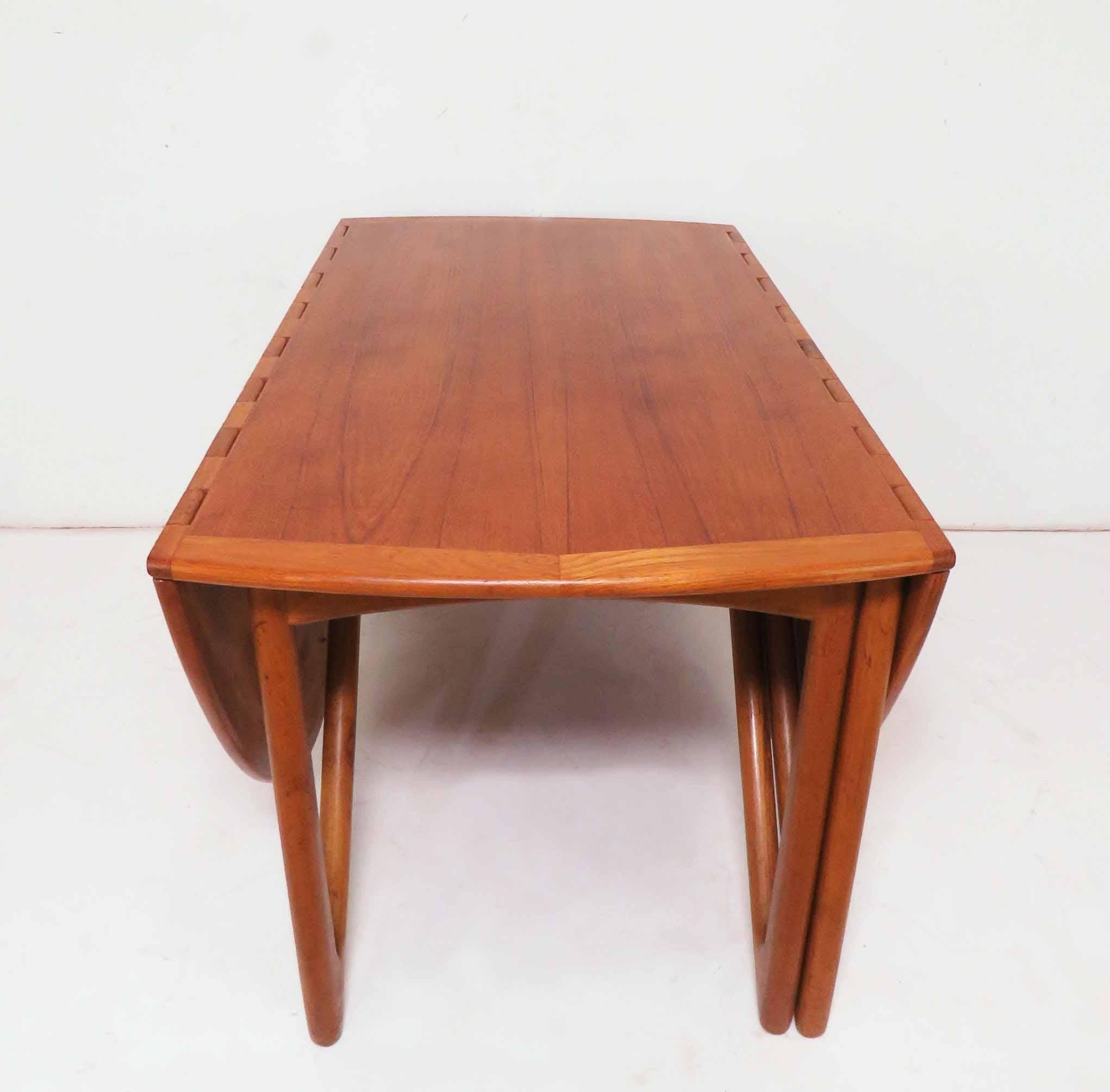 Scandinavian Modern Kurt Ostervig Danish Teak Gate Leg Drop-Leaf Oval Dining Table, circa 1960s