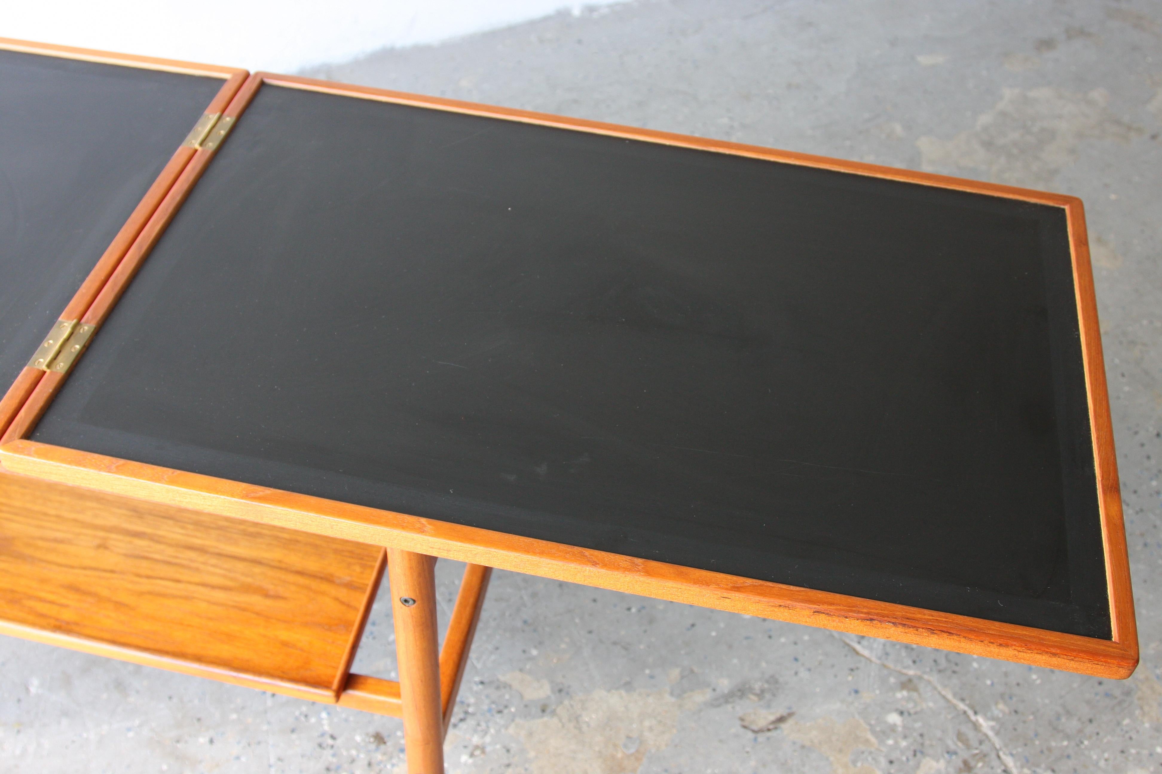 Kurt Ostervig Mid Century Danish Modern Teak Expandable Two Tier Tea Bar Cart For Sale 2