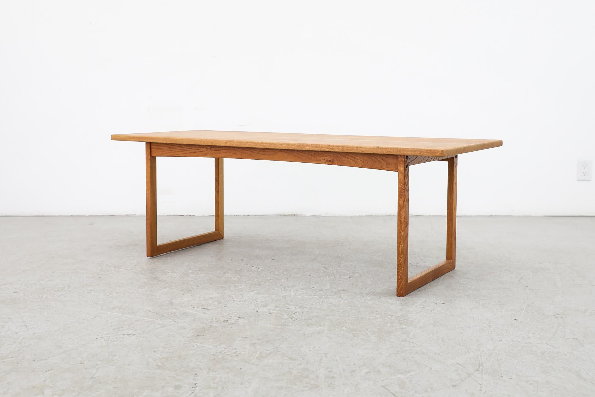 Mid-Century Modern Kurt Ostervig Style Oak Coffee Table with Rounded Corners and U-Shaped Legs For Sale