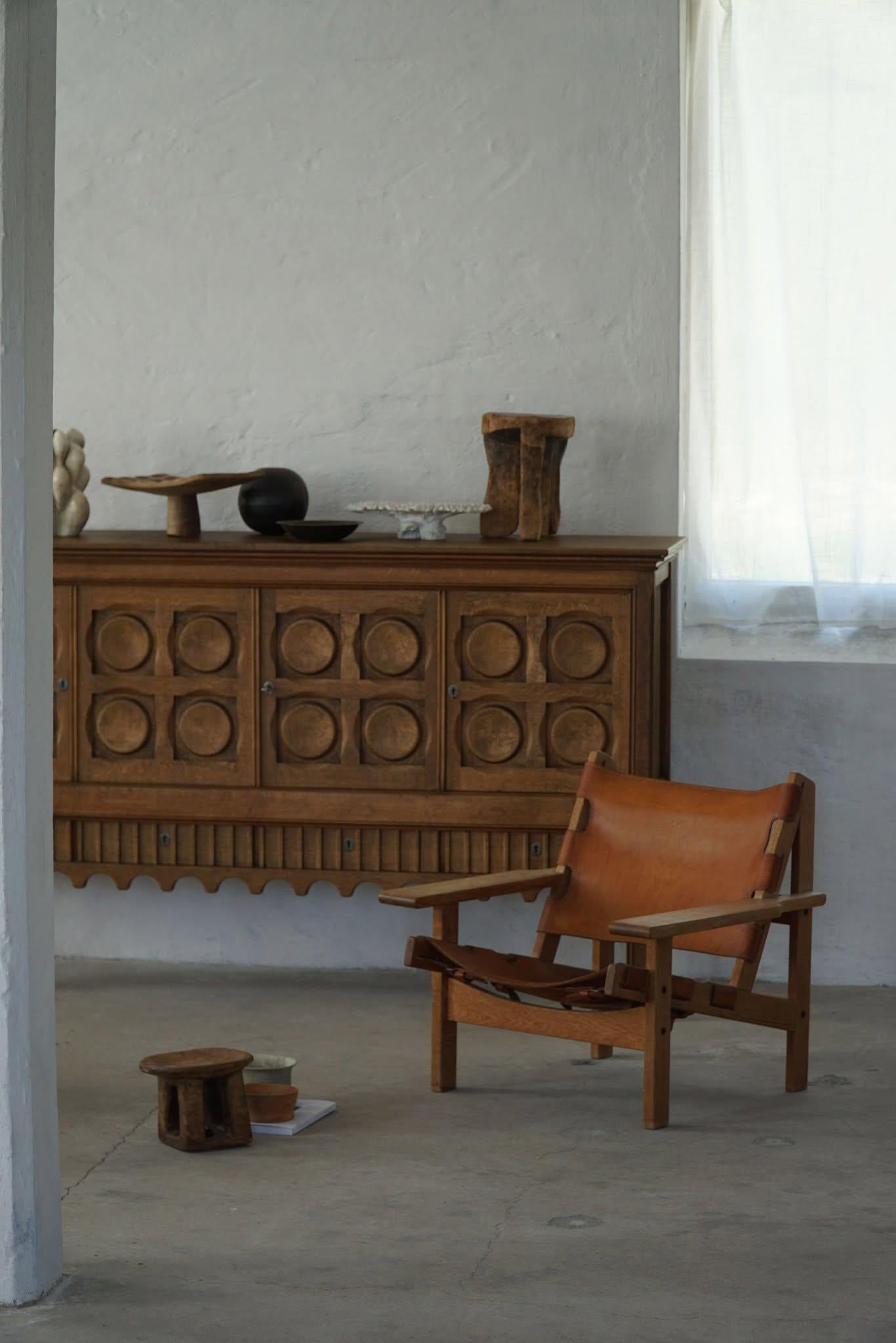 Kurt Østervig, Ein Paar Jagdstühle aus Eiche und Leder, Danish Modern, 1960er Jahre (Dänisch) im Angebot