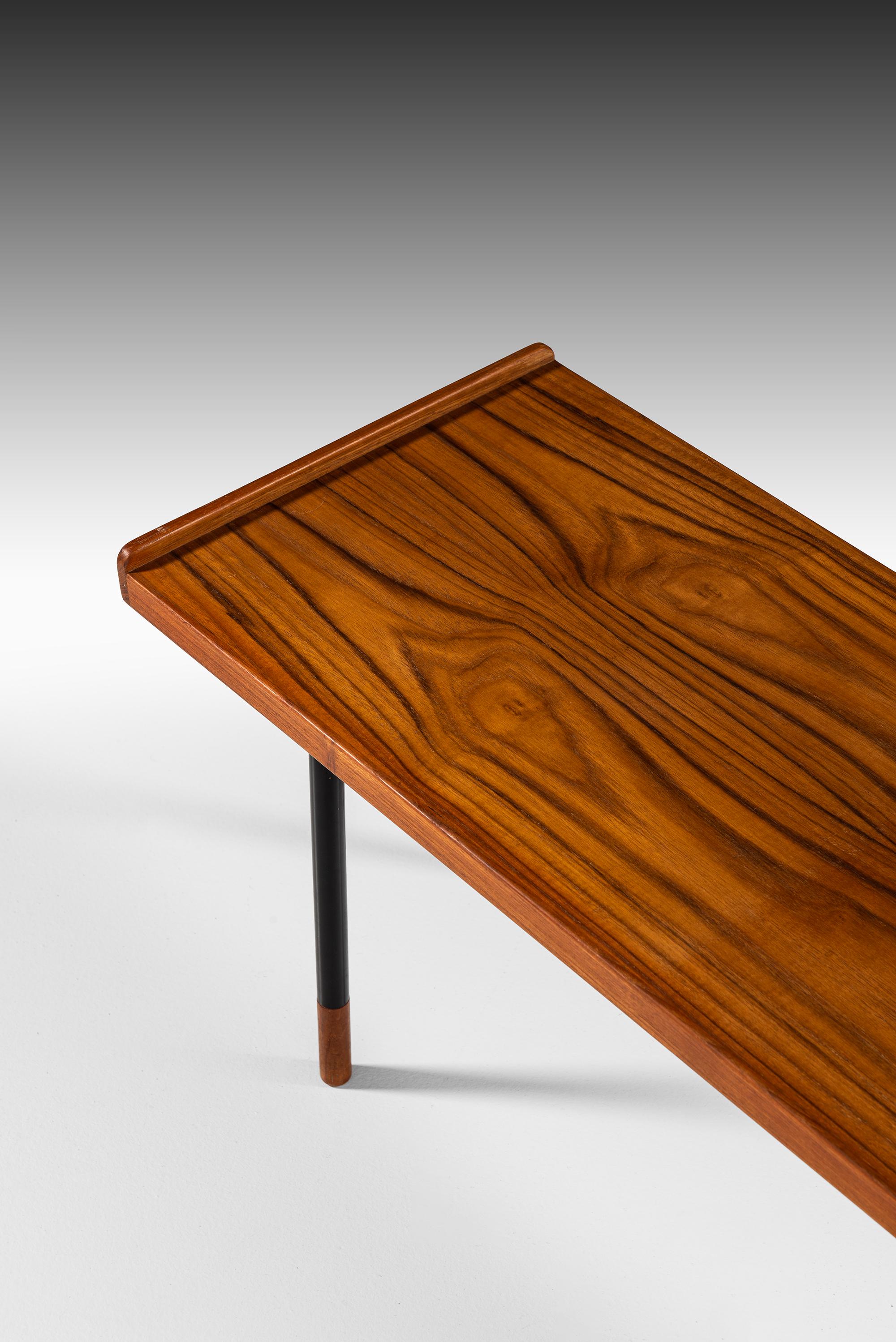 Rare coffee table / side table designed by Kurt Østervig. Produced by Jason møbler in Denmark.