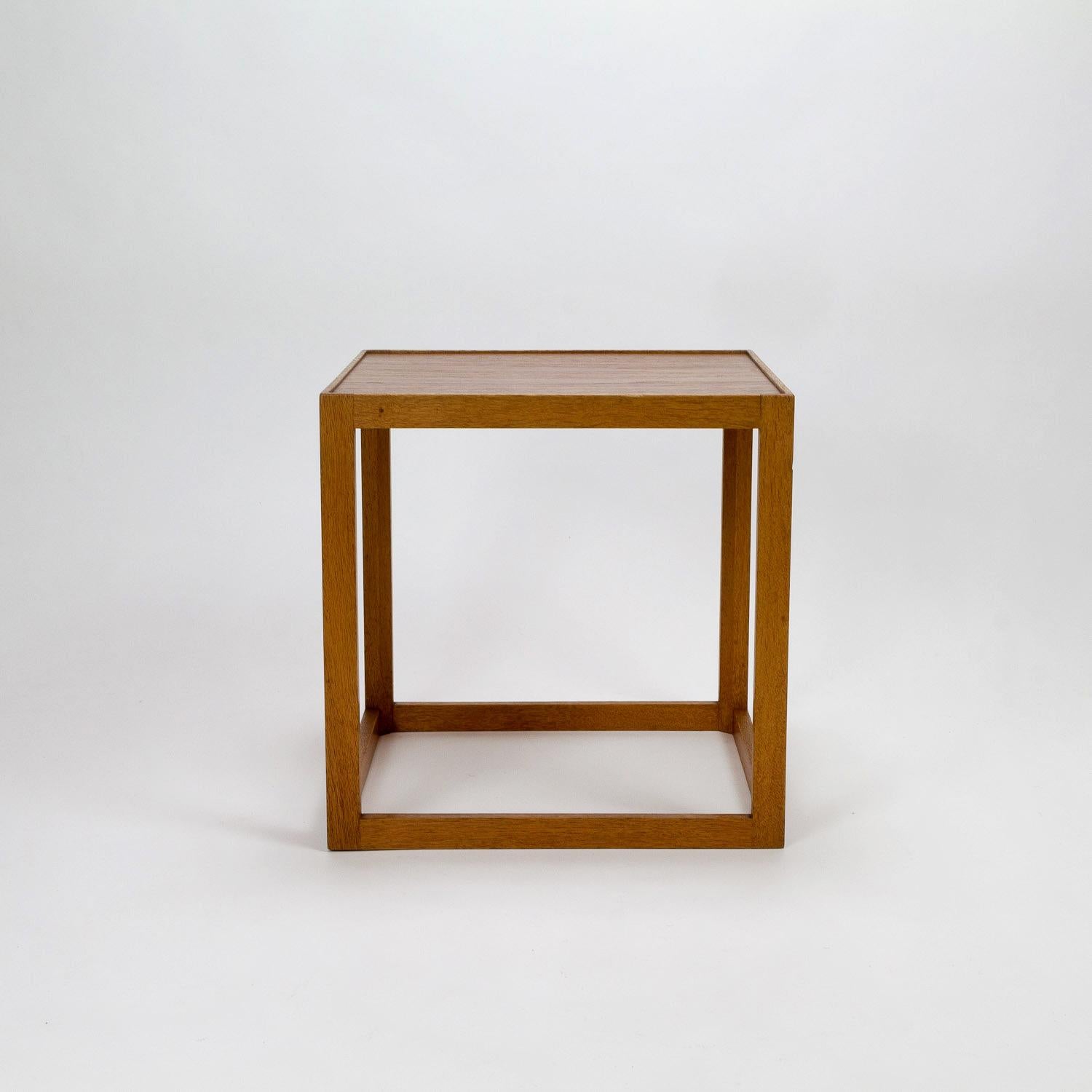 Mid-Century Modern Kurt Østervig Cube Side Table in Oak and Teak by Børge Bak, Denmark, 1950s