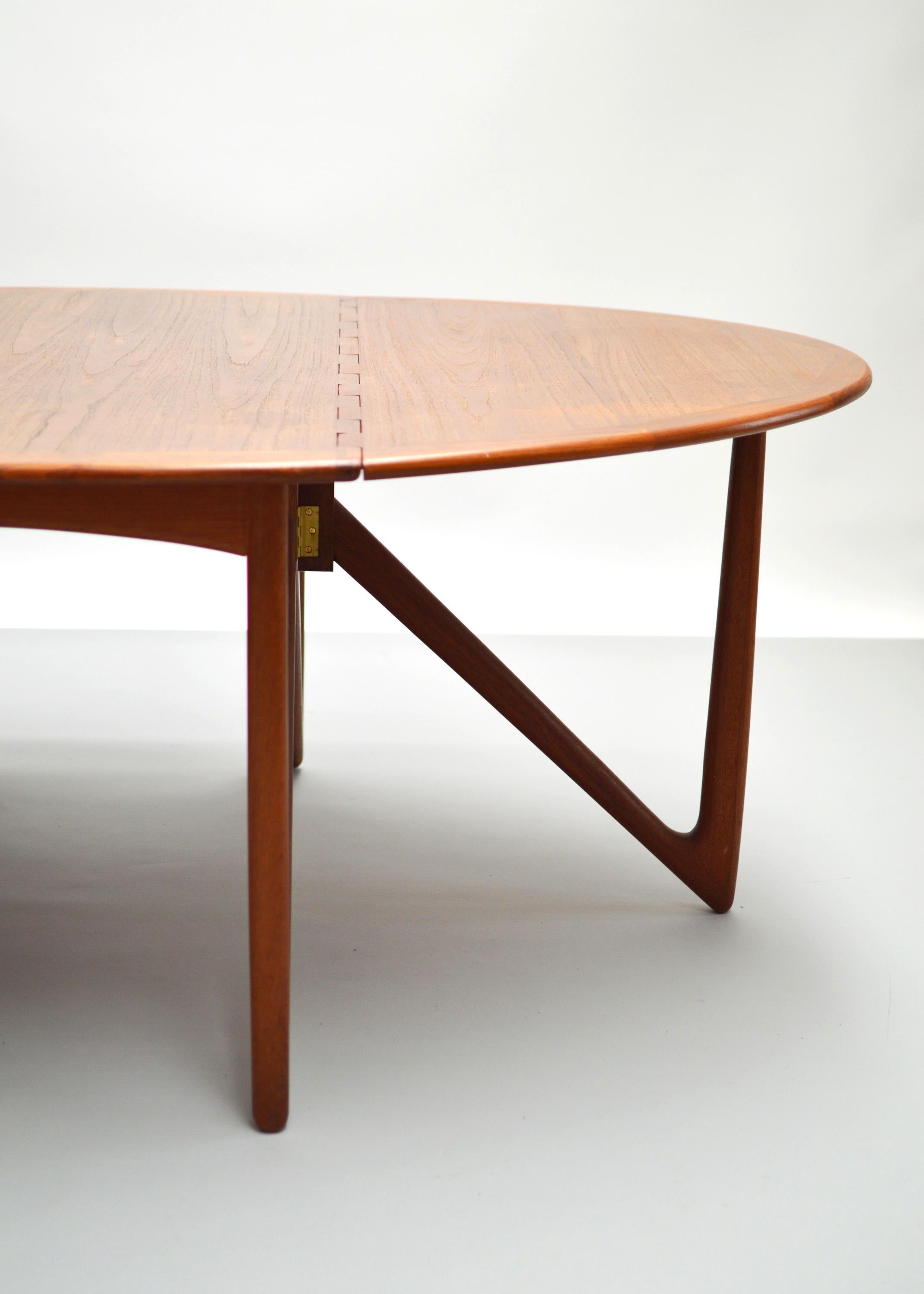Danish Kurt Østervig for Jason Møbelfabrik, 'Eva' Drop-Leaf Teak Table, circa 1960 For Sale