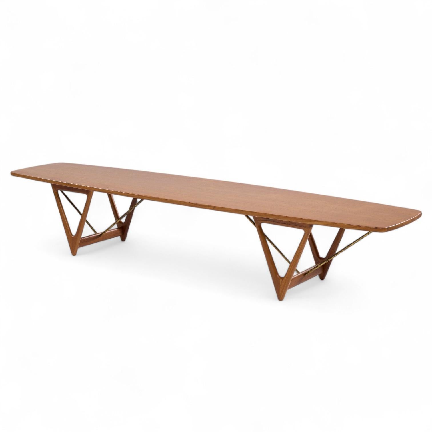 Kurt Østervig für Jason Møbler Mid Century Extra großer dänischer Couchtisch aus Teakholz (Moderne der Mitte des Jahrhunderts) im Angebot