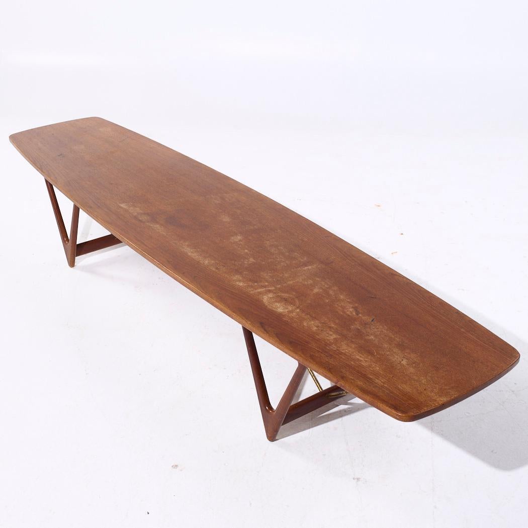 Teck Kurt Østervig for Jason Møbler Mid Century Extra Large Danish Teak Coffee Table (table basse danoise en teck) en vente
