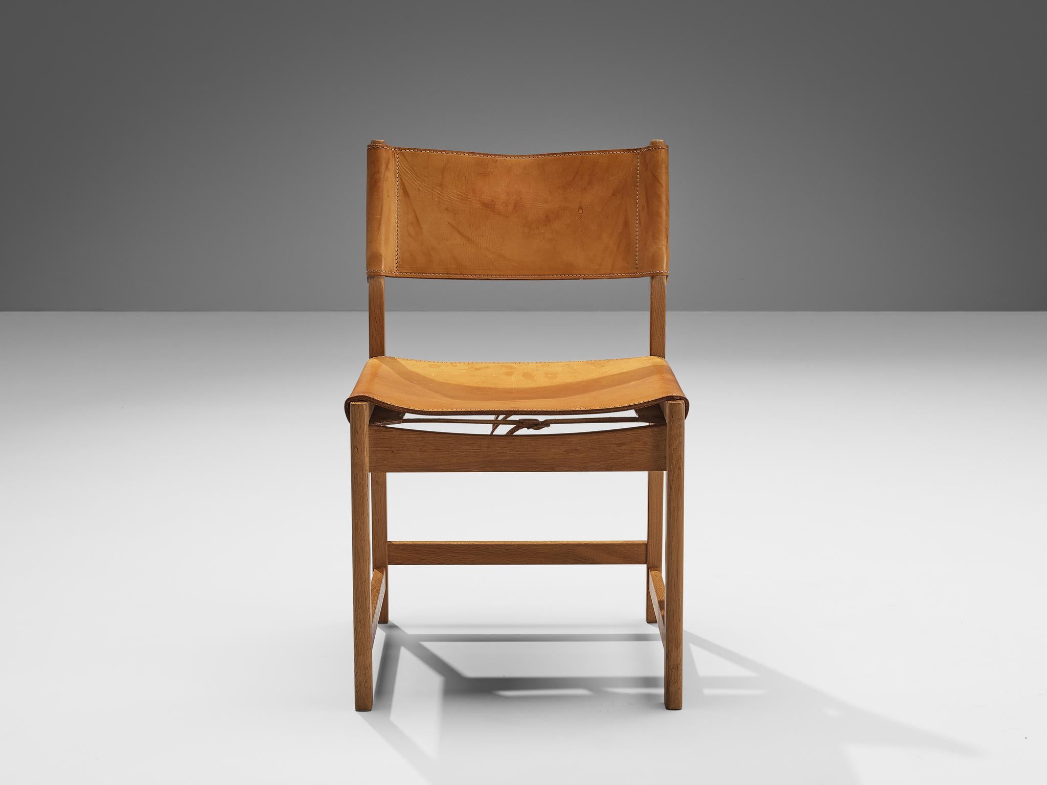 Mid-20th Century Kurt Østervig for Sibast Pair of Dining Chairs in Cognac Leather and Oak For Sale