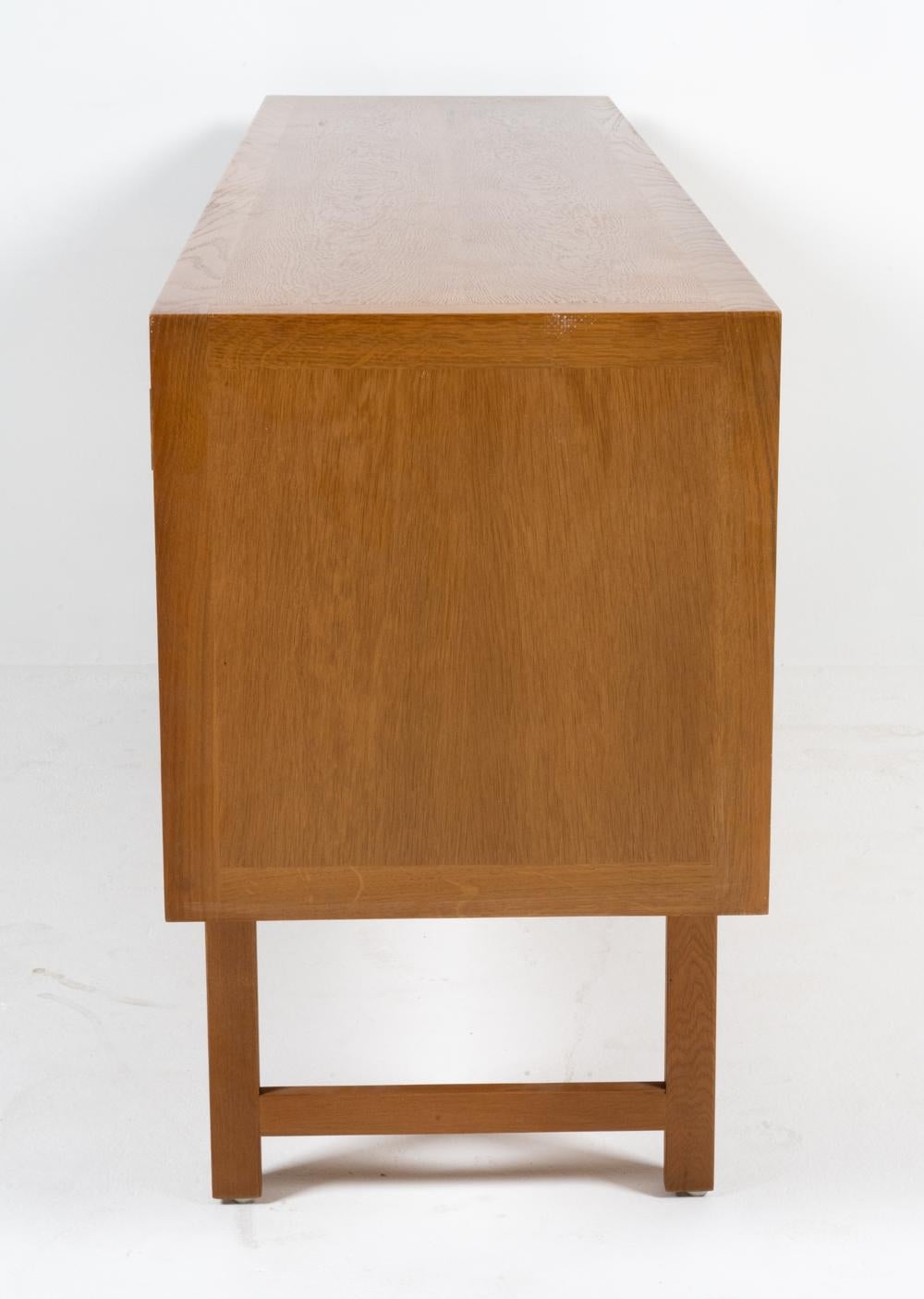 Kurt Østervig for VAMO Danish Mid-Century Oak Sideboard, 1960's For Sale 2