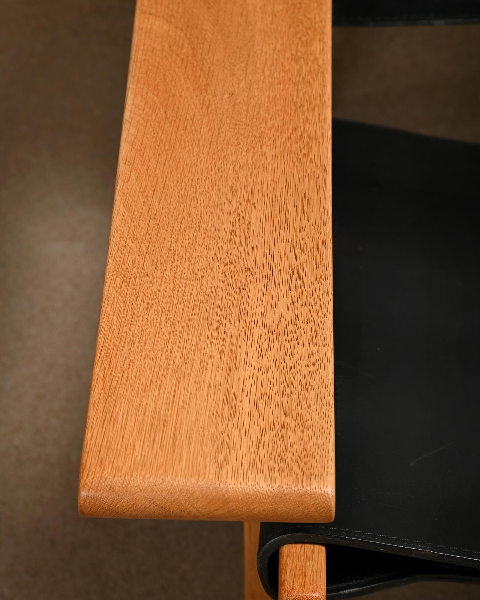 Kurt Østervig Hunter Chair Oak and Black Leather for K.P. Jørgensens Møbelfabrik For Sale 8