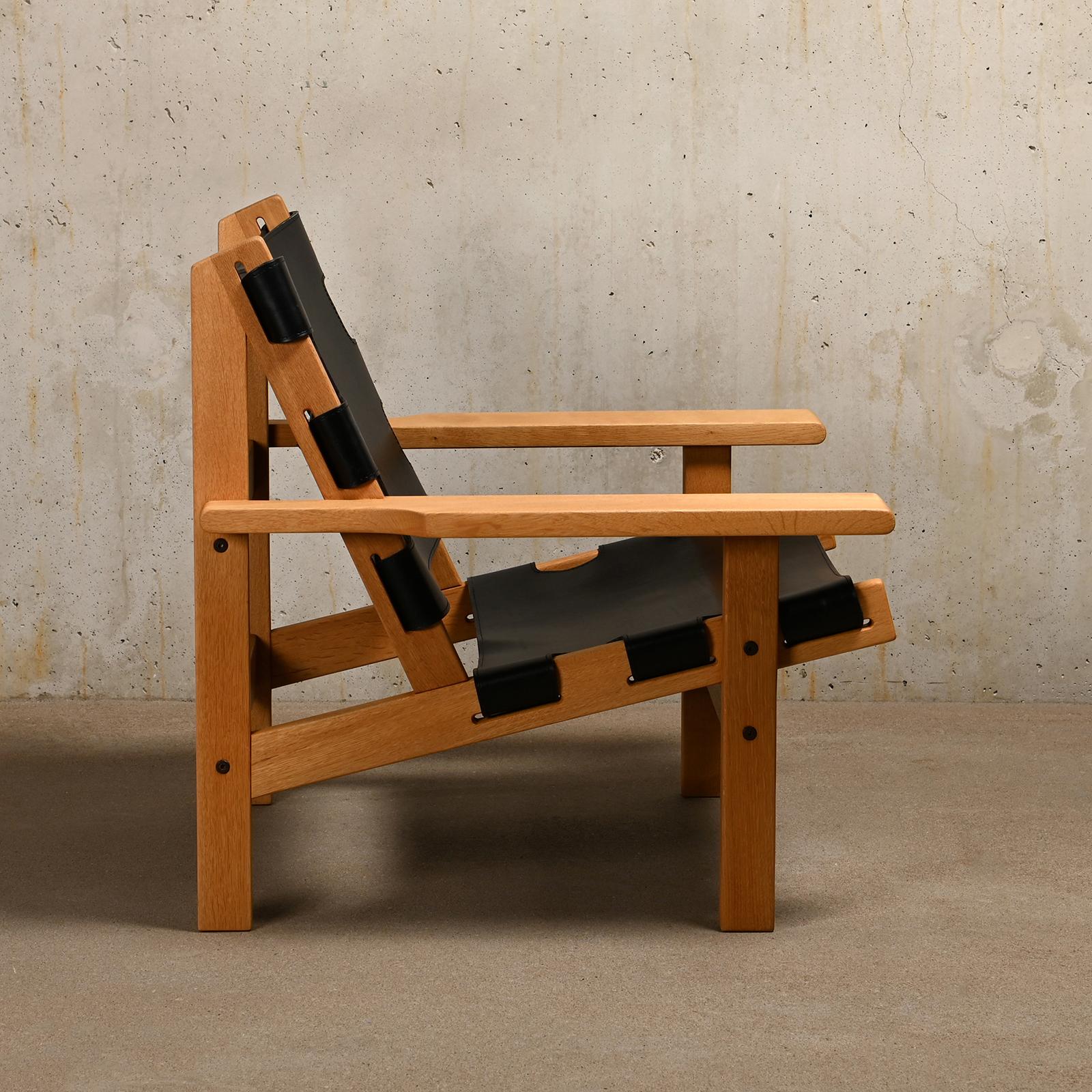 Danish Kurt Østervig Hunter Chair Oak and Black Leather for K.P. Jørgensens Møbelfabrik For Sale