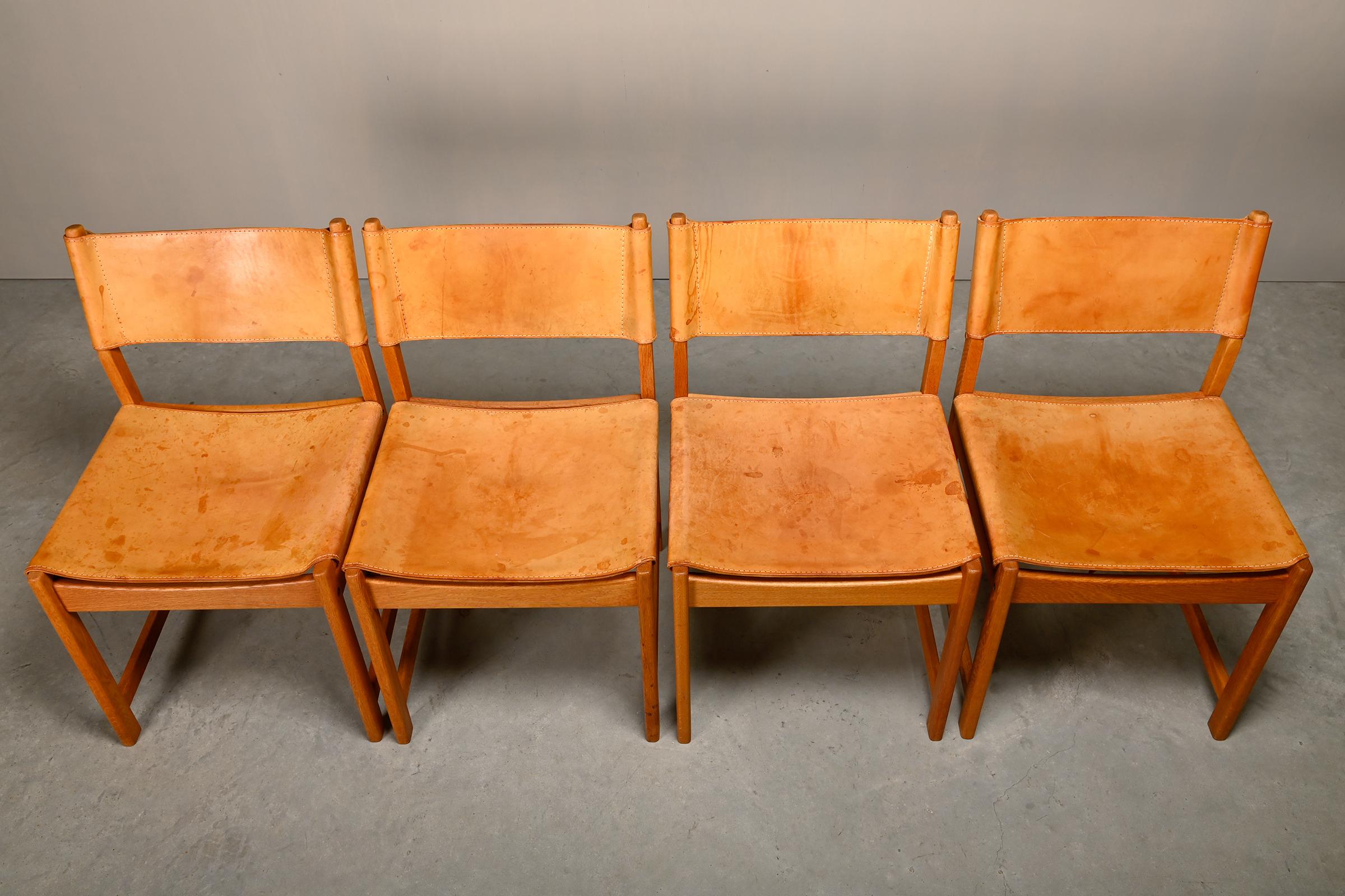 Kurt Østervig hunting Dining Chairs in Oak and Cognac Leather for KP Møbler 4