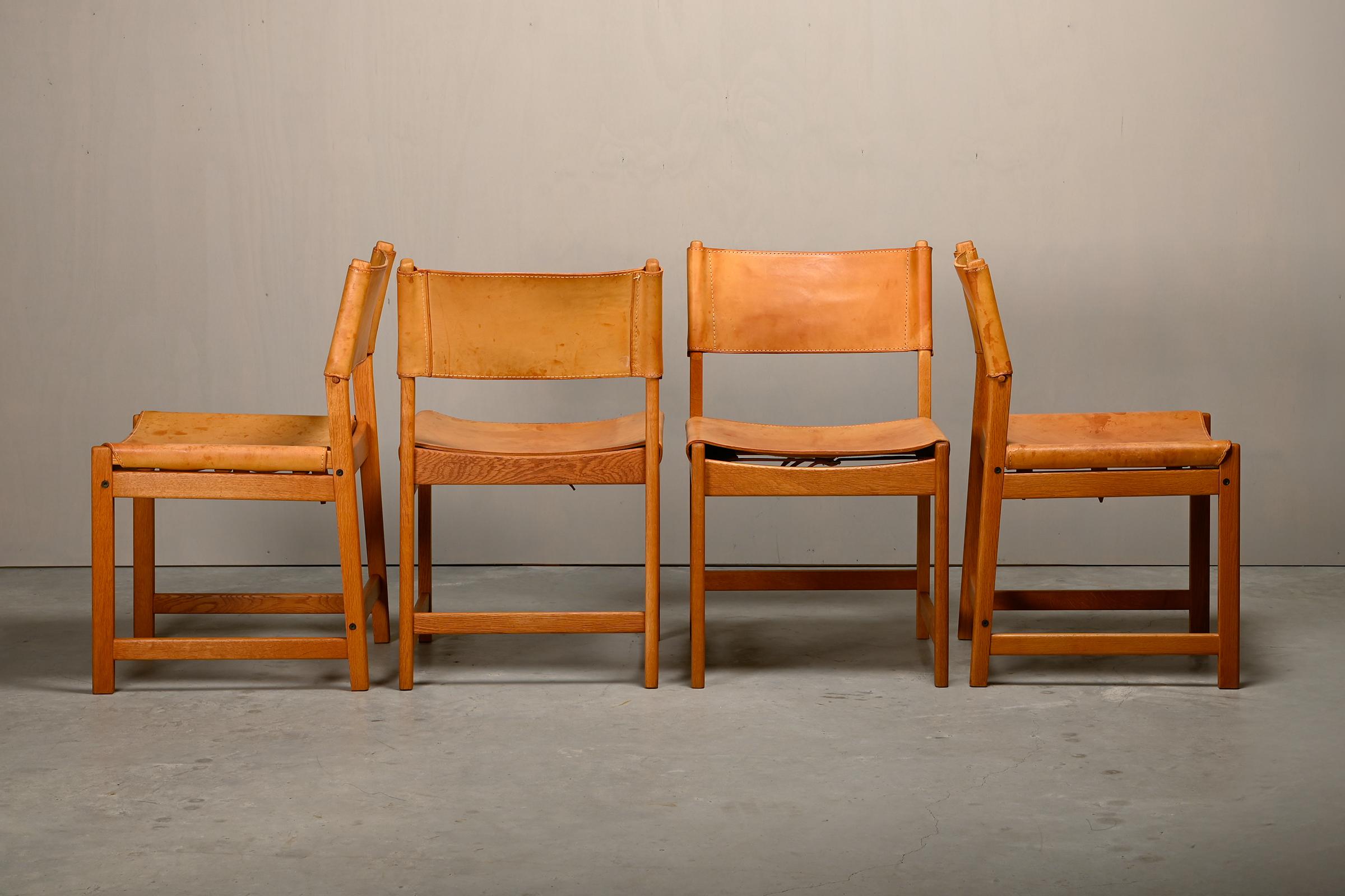 Kurt Østervig hunting Dining Chairs in Oak and Cognac Leather for KP Møbler 1
