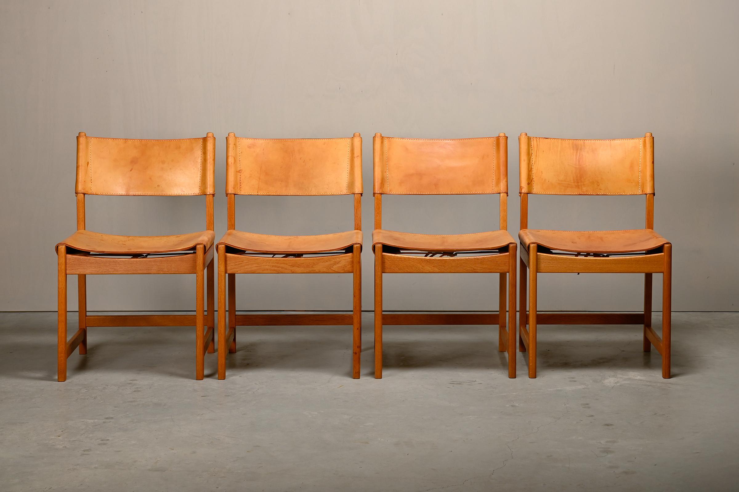 Kurt Østervig hunting Dining Chairs in Oak and Cognac Leather for KP Møbler 2