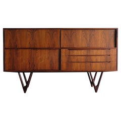 Kurt Østervig Midcentury Skandinavisch Dunkles Holz Hohes Sideboard 1960s