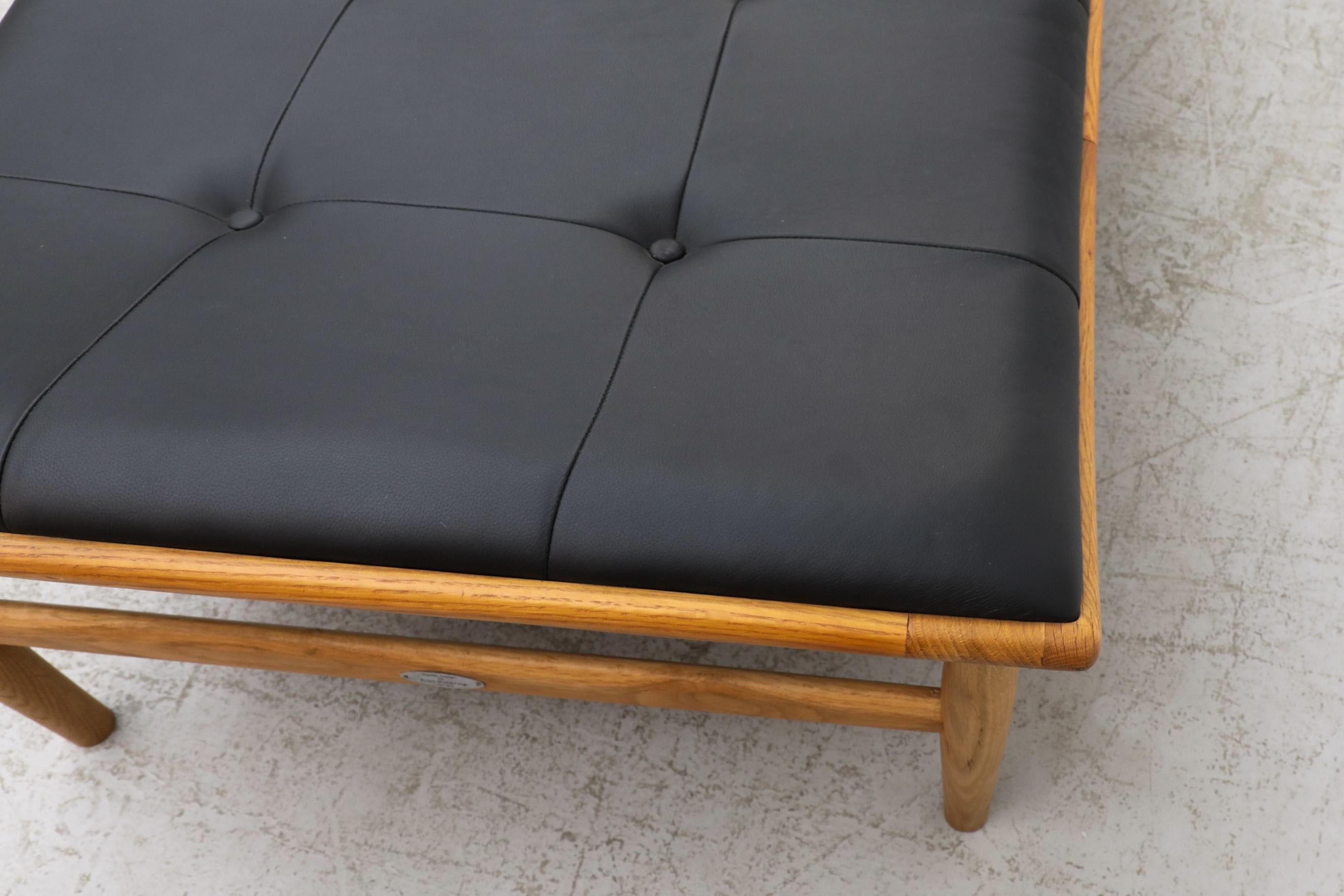Kurt Østervig Model 311 Re-Issue Daybed en cuir noir capitonné avec cadre en Oak en vente 12