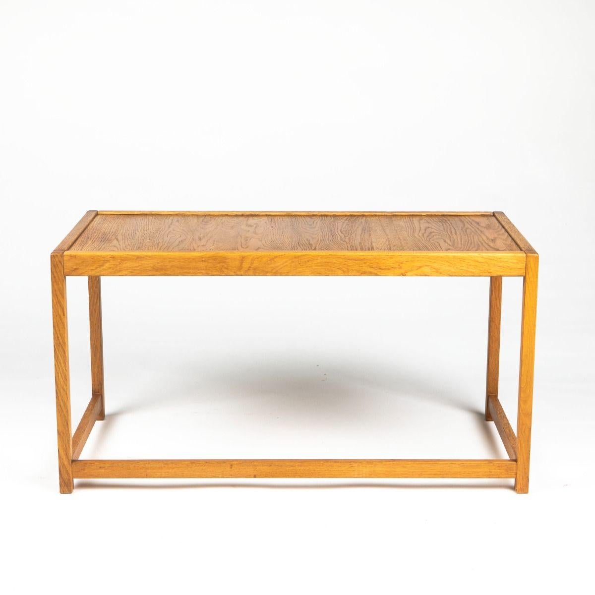 Kurt Østervig Nesting Tables in Solid Oak for KP Møbler For Sale 1