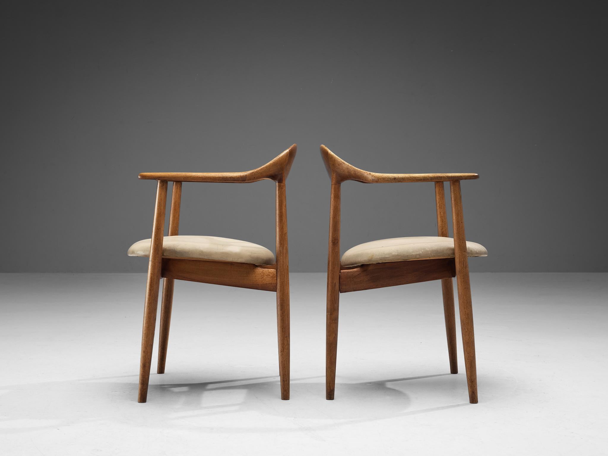 Milieu du XXe siècle Kurt Østervig Paire de fauteuils en teck et cuir beige  en vente