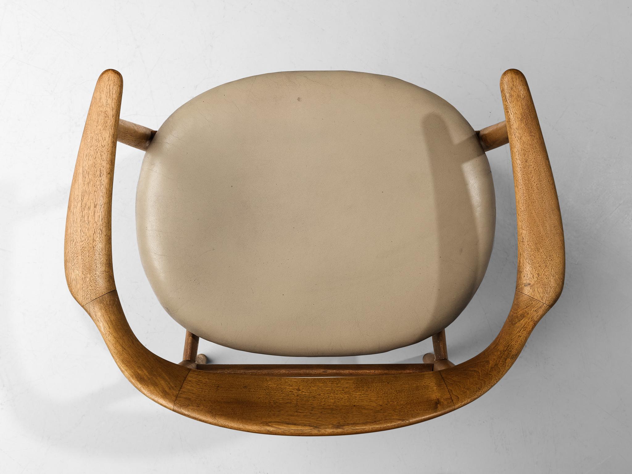 Kurt Østervig Pair of Armchairs in Teak and Beige Leather  For Sale 3
