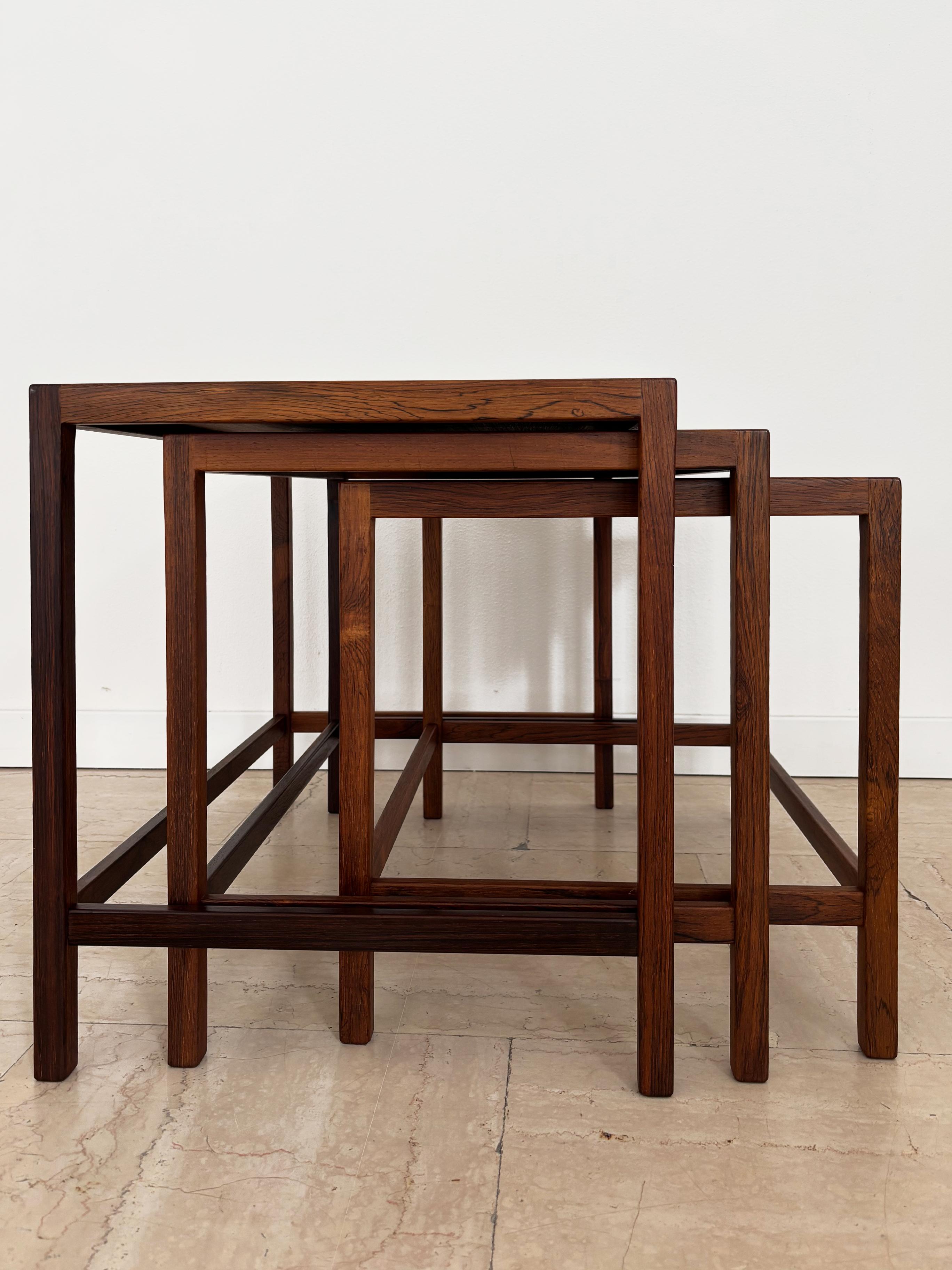 Danese Kurt Østervig Tavolini scandinavi in legno e formica del Medioevo, Danimarca 1960 in vendita