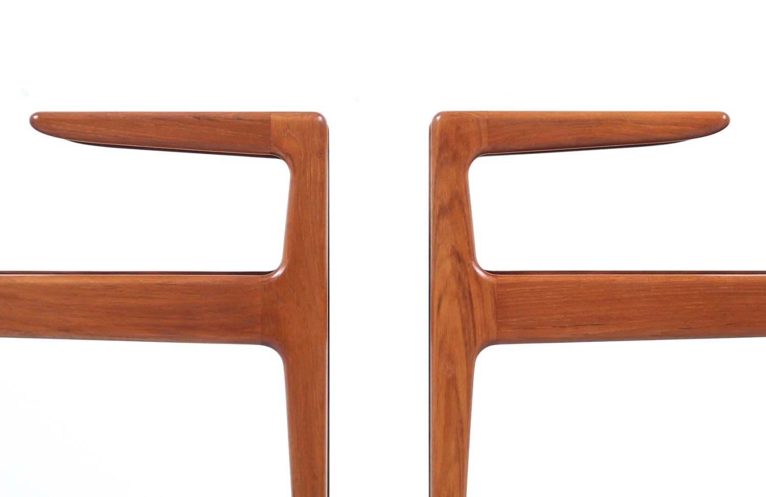 Mid-20th Century Kurt Østervig Sculpted Teak Side Tables for Jason Møbler
