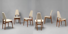 Kurt Østervig, Sechs Esszimmerstühle, Eichengestell und hellbeiger Stoff, Dänemark