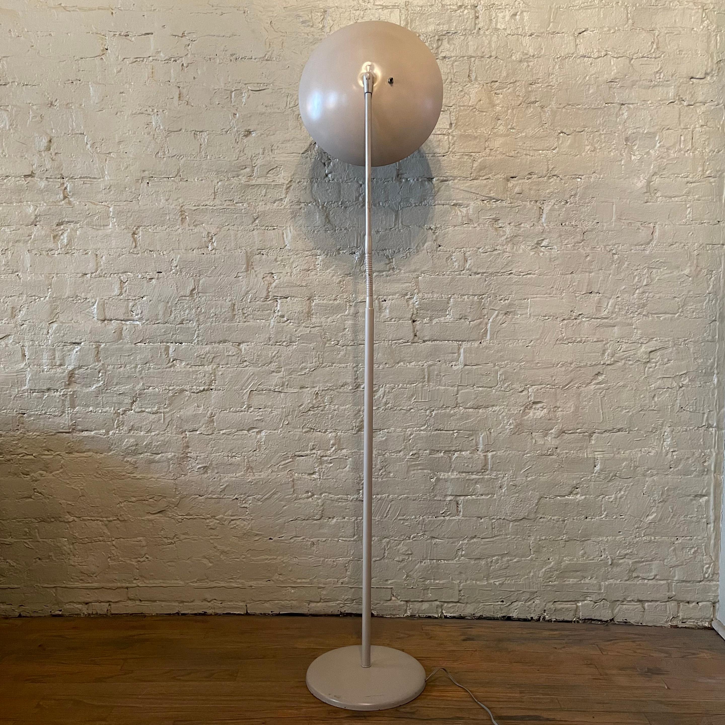 Kurt Versen Articulating Floor Lamp In Good Condition In Brooklyn, NY