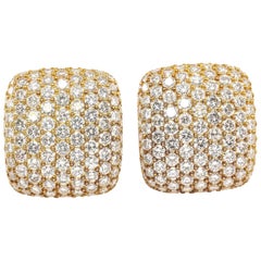 Kurt Wayne 17 Carat Diamond and Gold Pavé Earrings