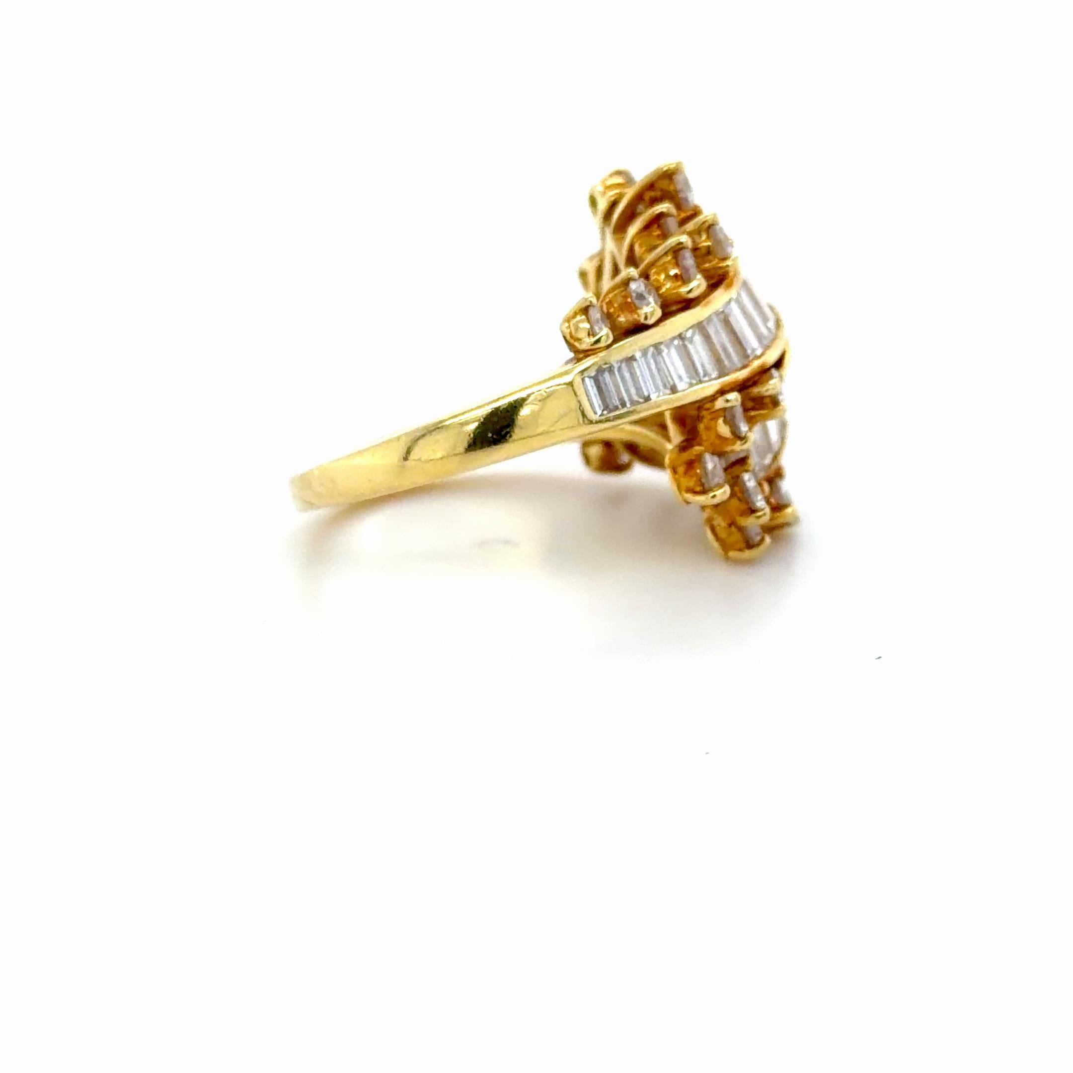 Kurt Wayne, Anello in oro giallo 18 carati e diamanti In condizioni ottime in vendita a Chicago, IL