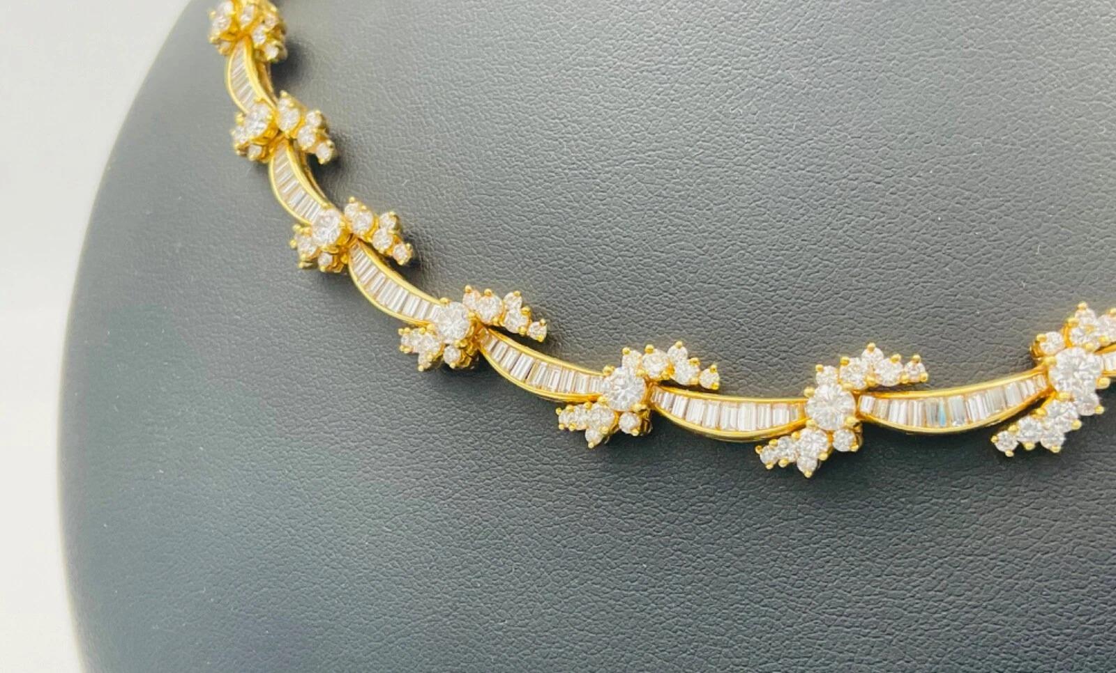 Taille ronde Kurt Wayne Collier en or jaune 18K avec diamants 22 carats en vente