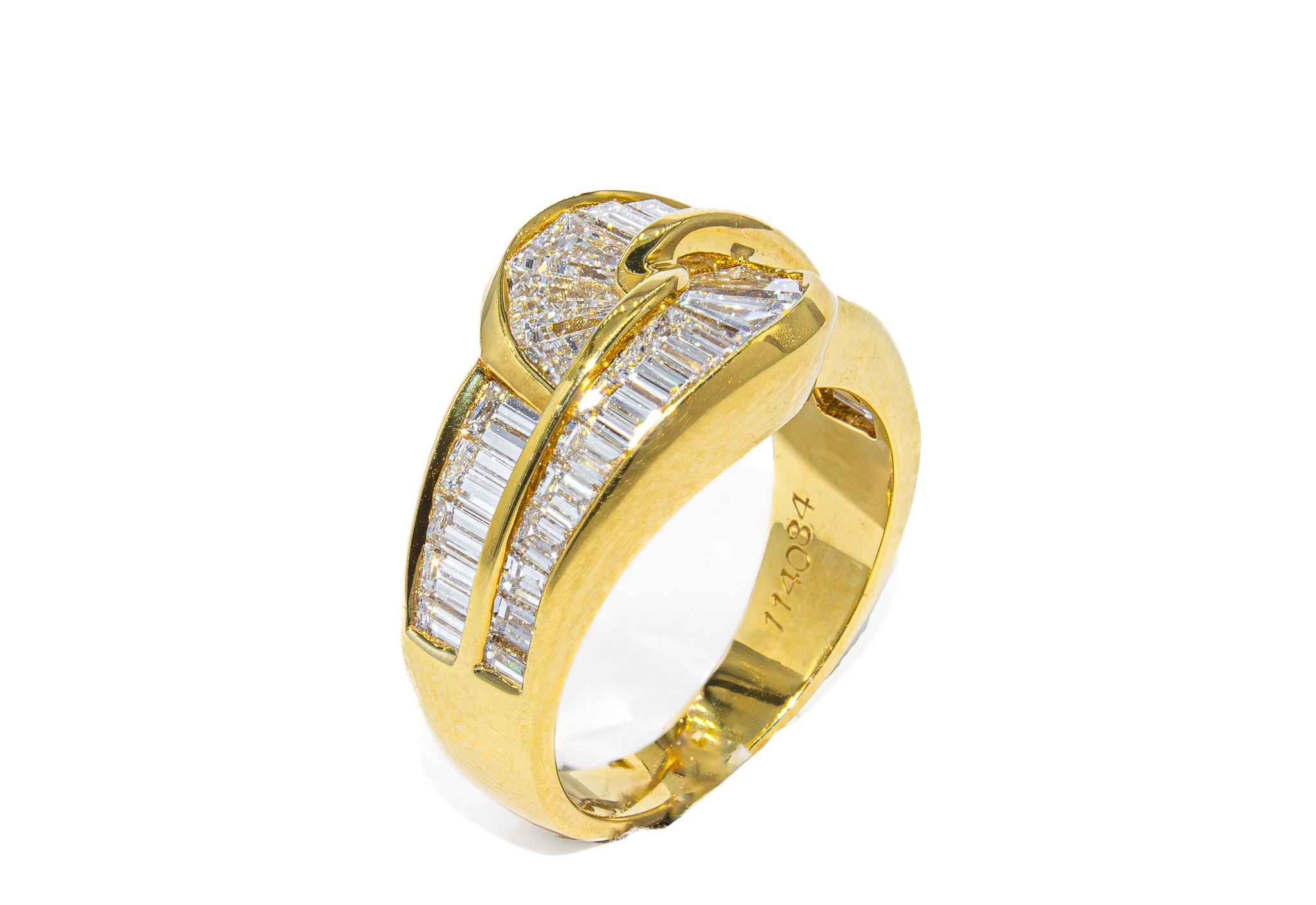 Kurt Wayne 3,44 Karat Gesamt Baguette-Diamant-Cocktailring im Zustand „Neu“ im Angebot in New York, NY
