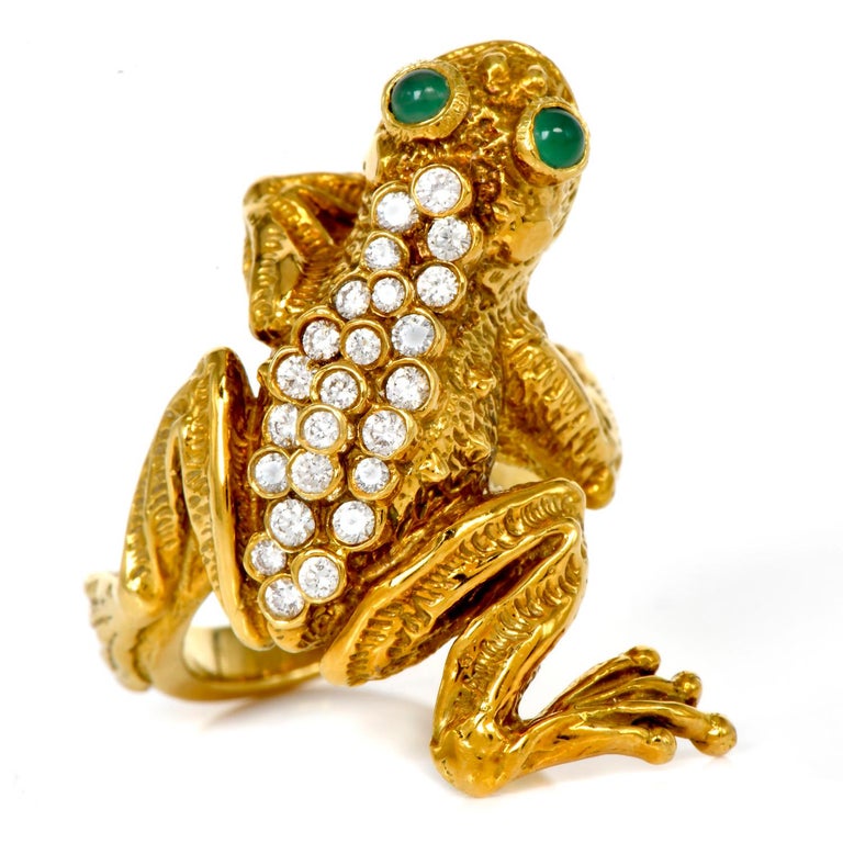 Kurt Wayne Diamond Emerald 18K Yellow Gold 1960s Frog Ring In Excellent Condition For Sale In Miami, FL