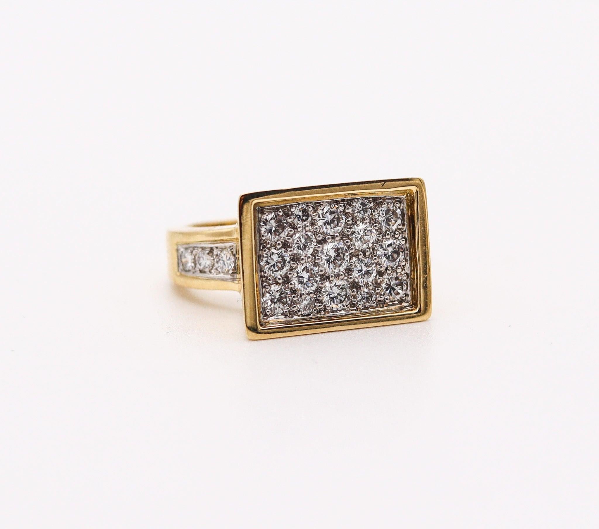Brilliant Cut KURT WAYNE Geometric Cocktail Ring In 18Kt Yellow Gold With 1.71 Ctw Diamonds For Sale