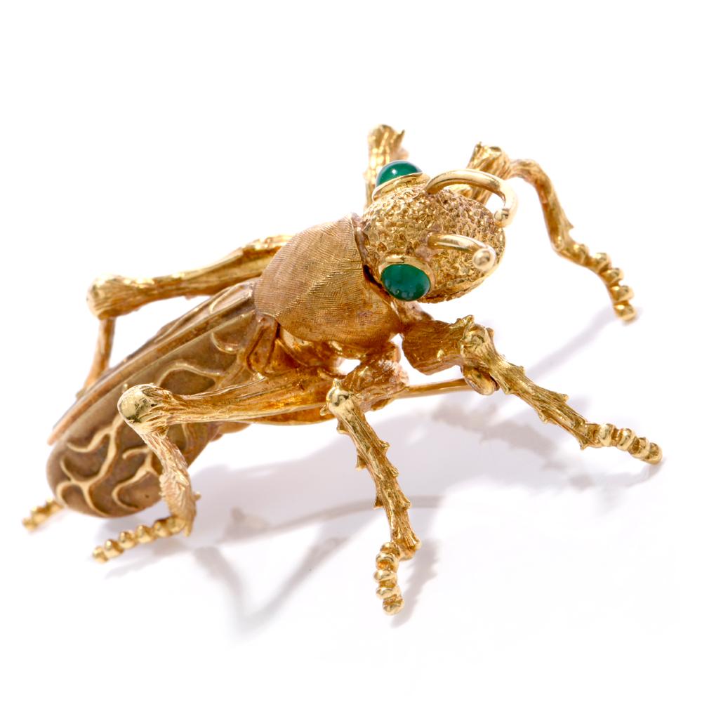 This artistically designed Kurt Wayne vintage pin brooch simulating an immaculately sculptured body of a grasshopper is crafted in 18-karat and masterfully textured yellow gold, weighing 22.3 grams and measuring 56mm long x 40 mm max. wide. This