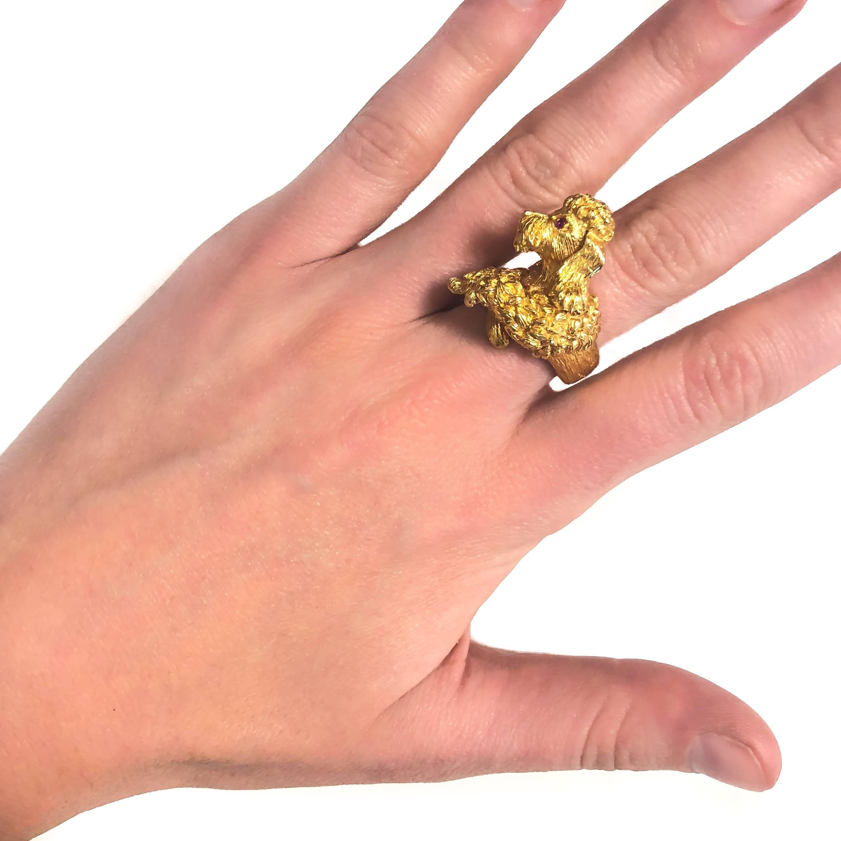 Kurt Wayne Yellow Gold and Gem Set Whimsical Poodle Dog Ring In Excellent Condition In Chicago, IL