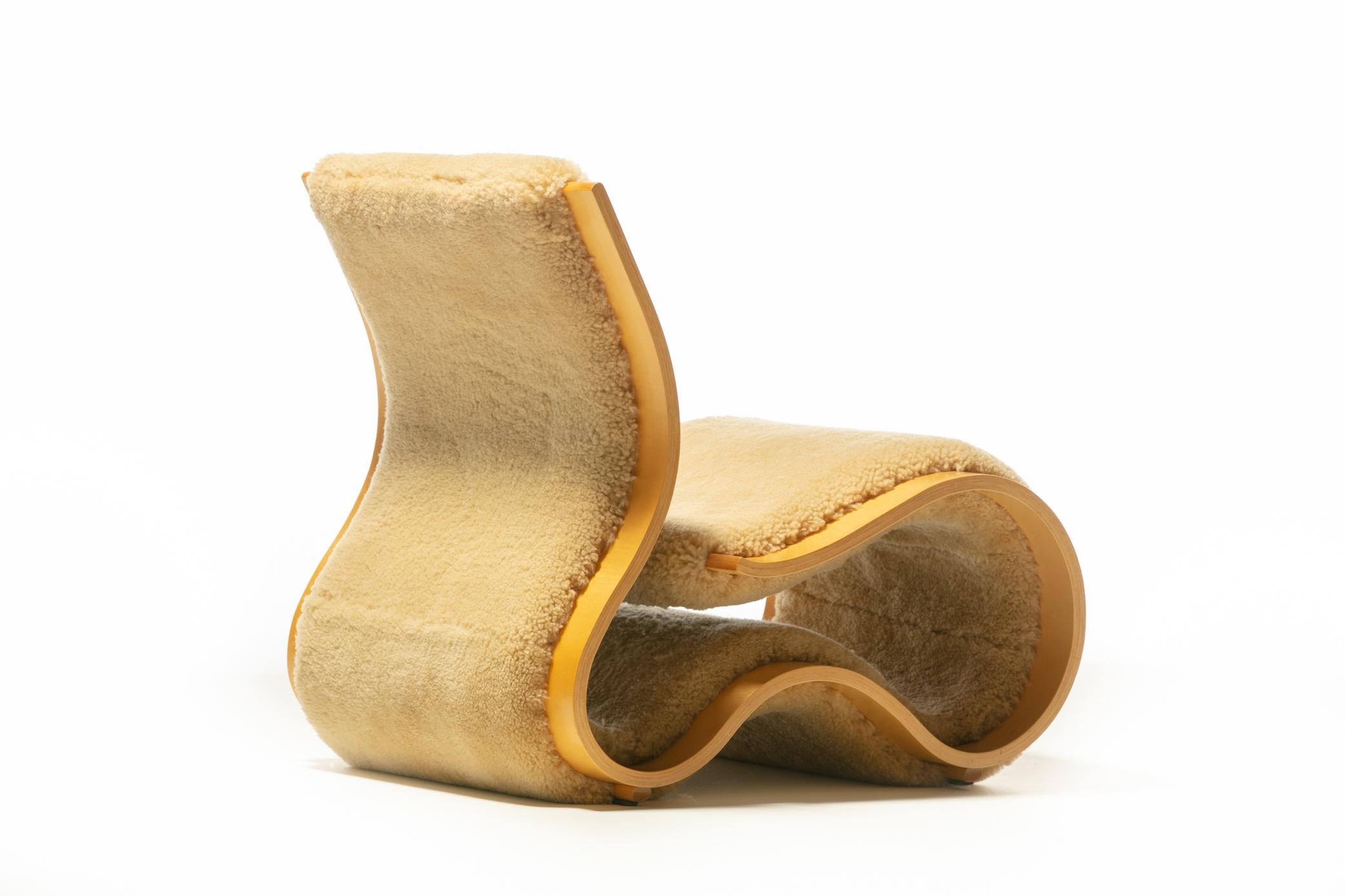 Hide Kurve Post Modern Lounge Chair by Karim Ashid in Luxurious Palomino Shearling