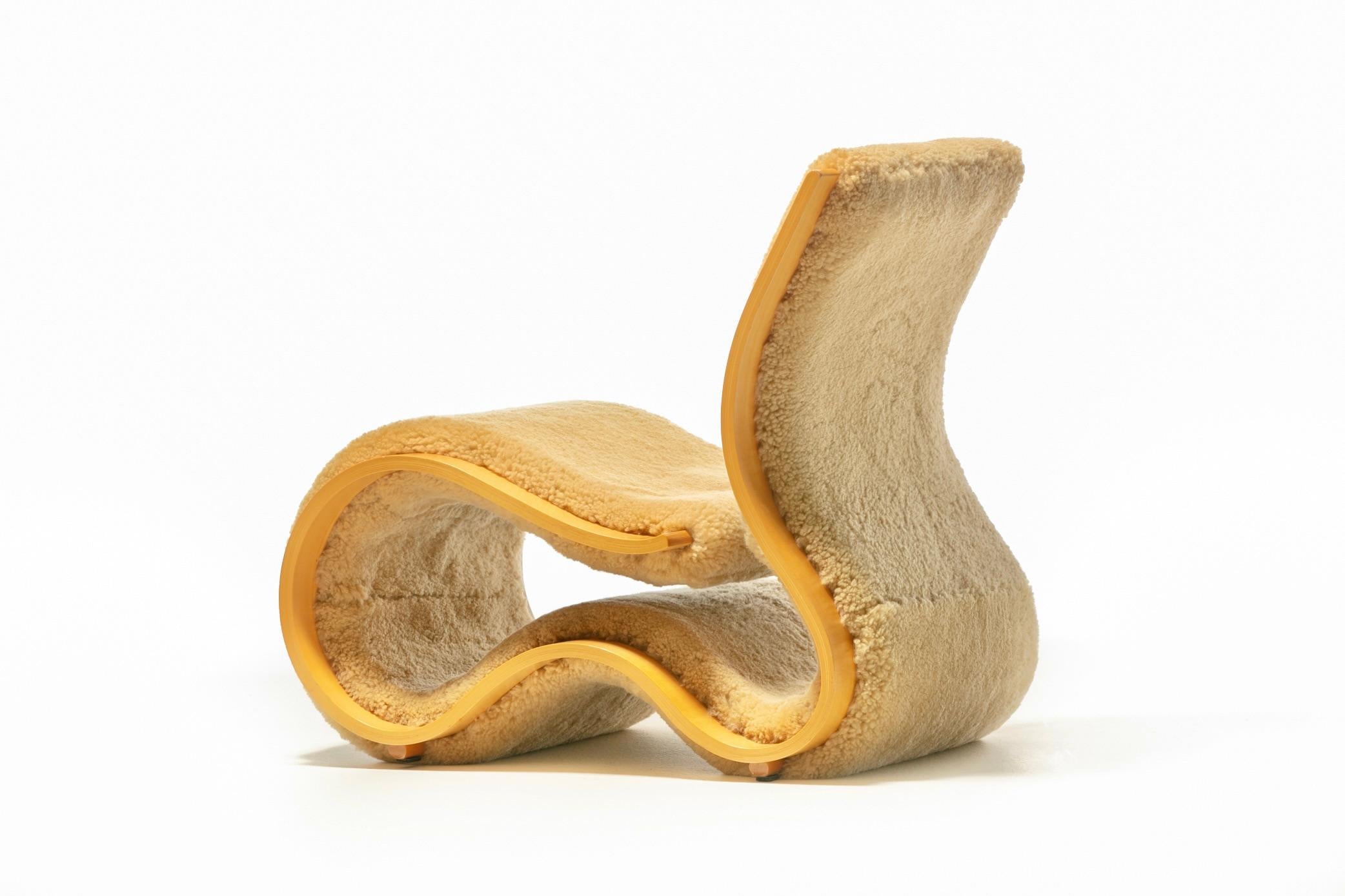 Kurve Post Modern Lounge Chair by Karim Ashid in Luxurious Palomino Shearling 2