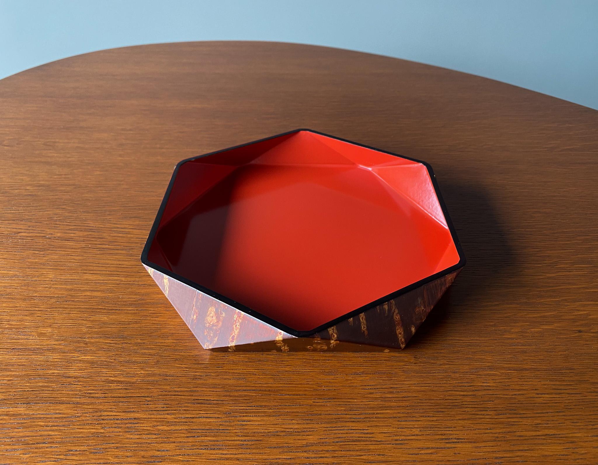 Kusachu Hexagonal Cherry Bark Bowl / Tray, Japan, 20th Century  For Sale 7