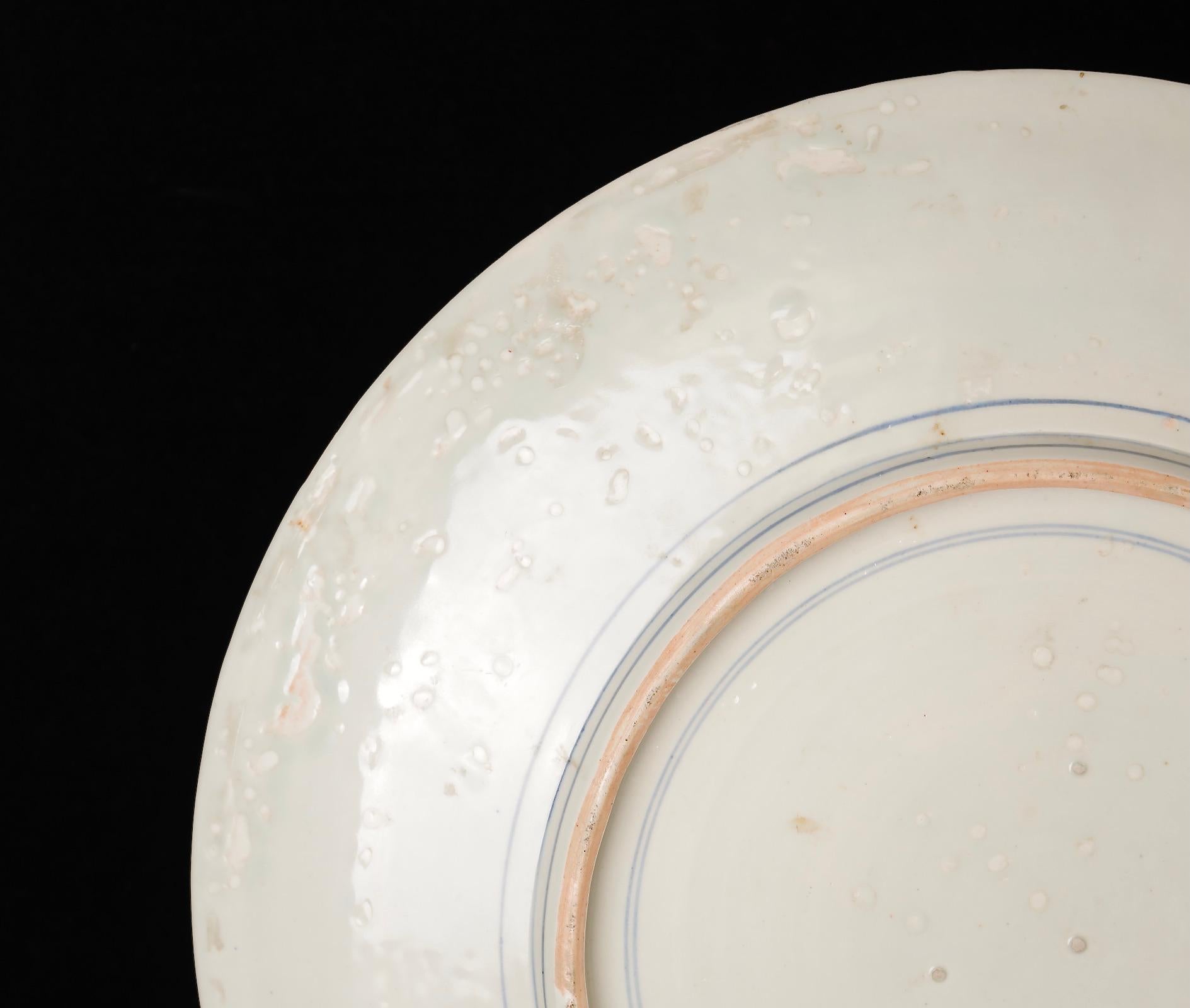 Kutani Ware Dragon Dance: A 19th Century Porcelain Masterpiece For Sale 2