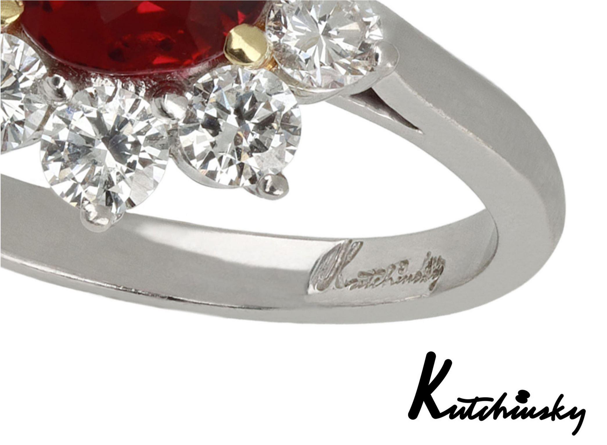 Bague à couronne de rubis et de diamants, vers 1970. Bon état - En vente à London, GB