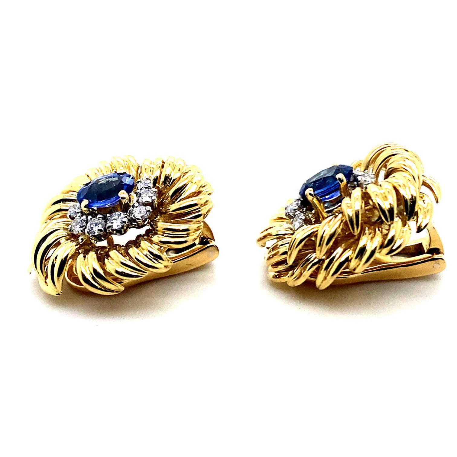 Retro Kutchinsky 18 Karat Yellow Gold Sapphire and Diamond Clip Earrings For Sale