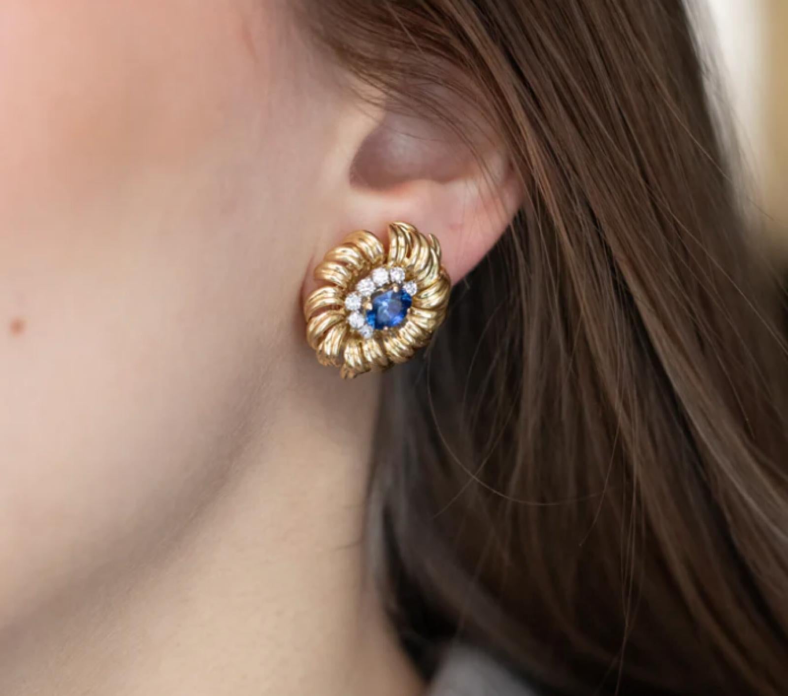 Oval Cut Kutchinsky 18 Karat Yellow Gold Sapphire and Diamond Clip Earrings For Sale