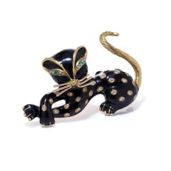 Kutchinsky 18ct Gold Diamond and Enamel Cat Brooch