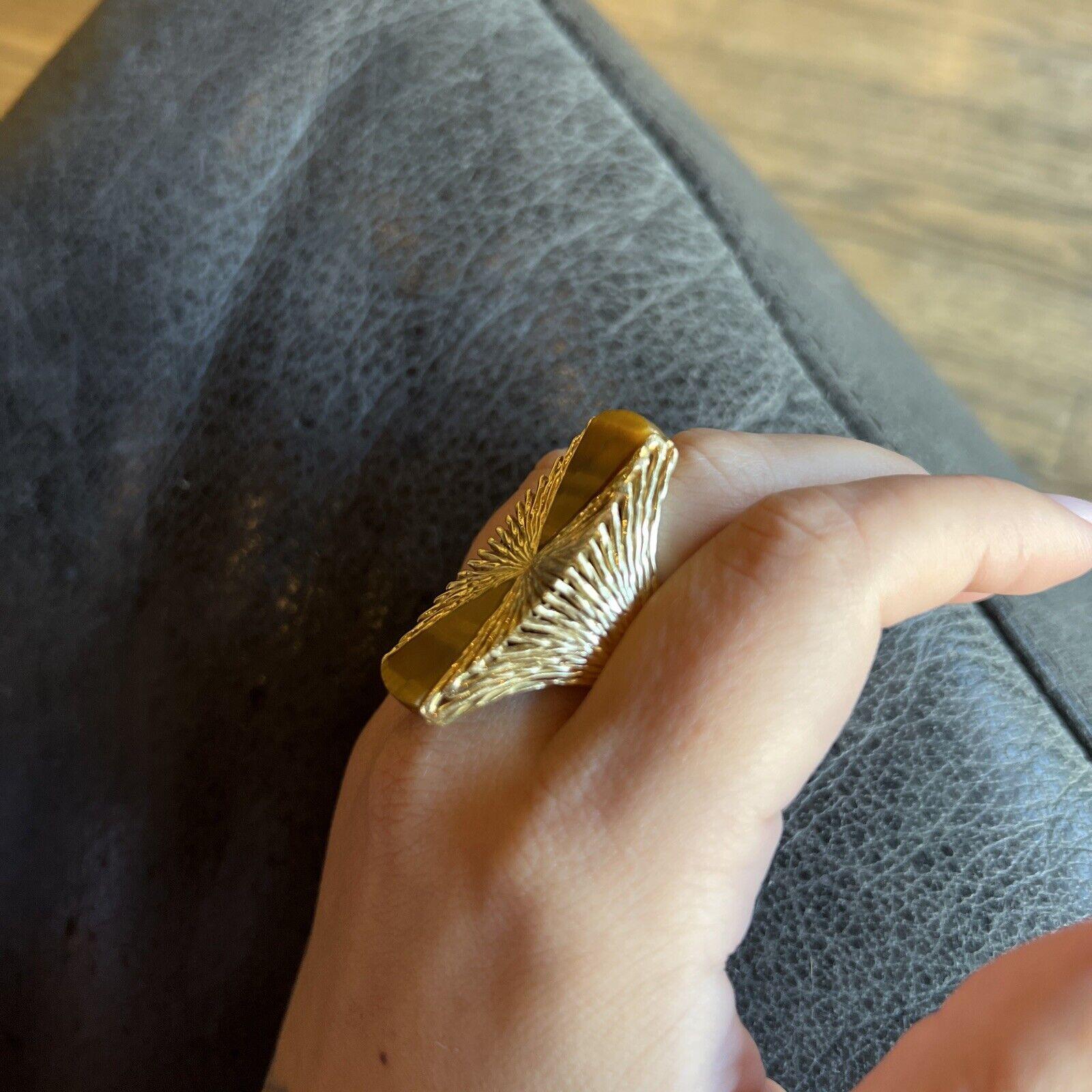 Kutchinsky 18k Yellow Gold & Tiger Eye Ring circa 1970s Vintage In Good Condition In Beverly Hills, CA