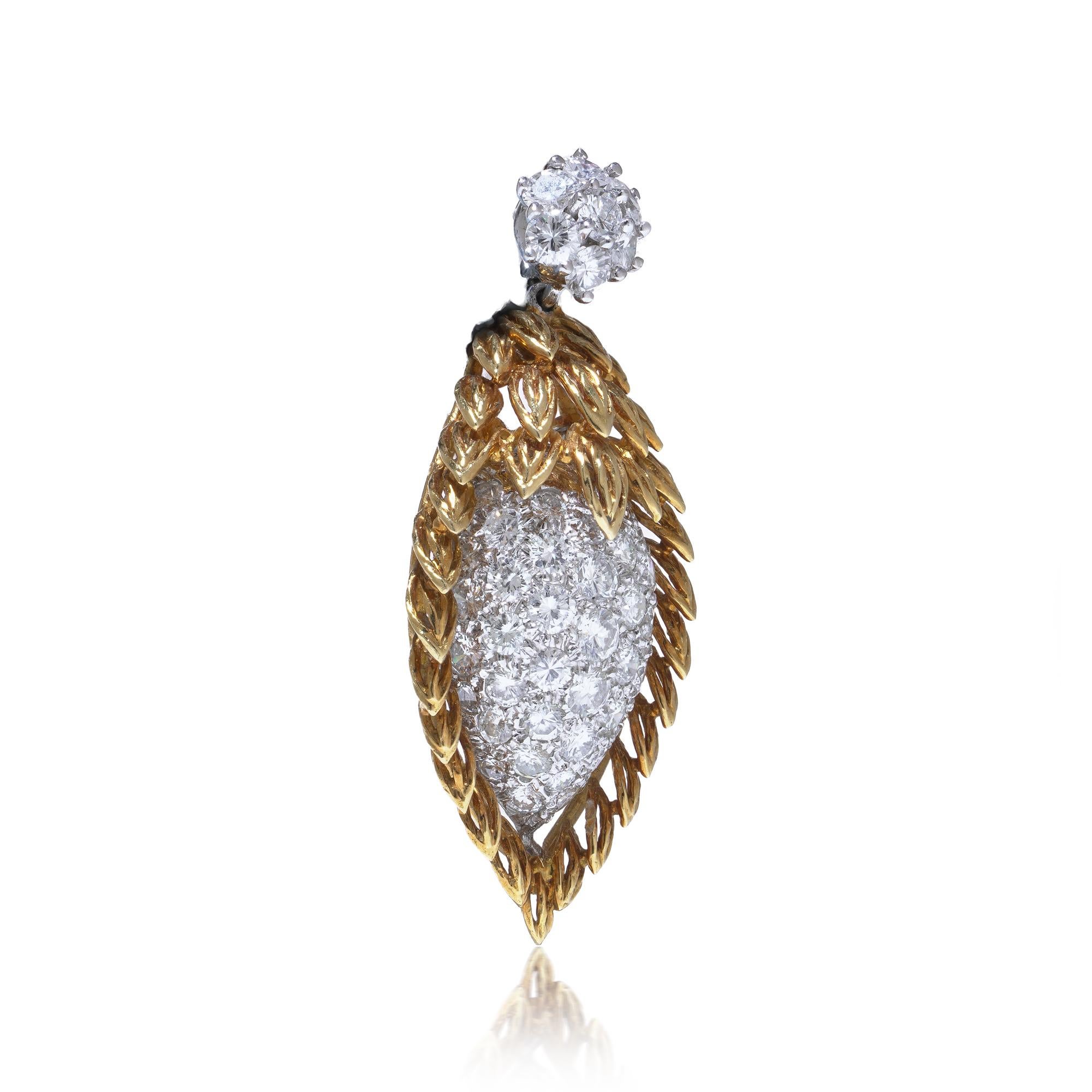 Taglio rotondo Ciondolo con diamante in oro 18kt Kutchinsky in vendita