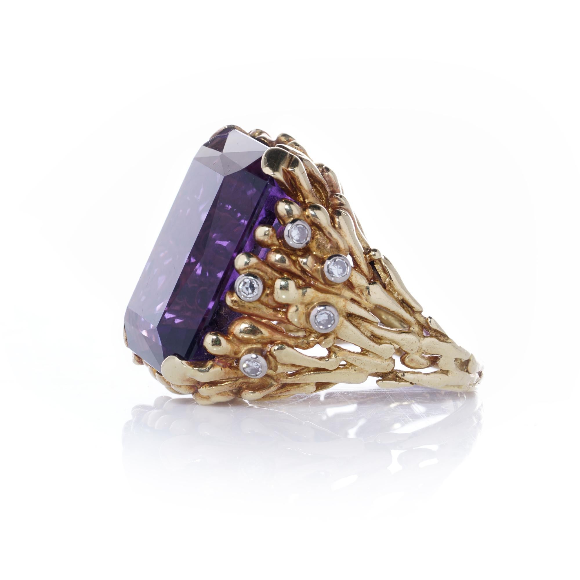 Kutchinsky 18kt Gold Ladies Ring with Amethyst For Sale 1