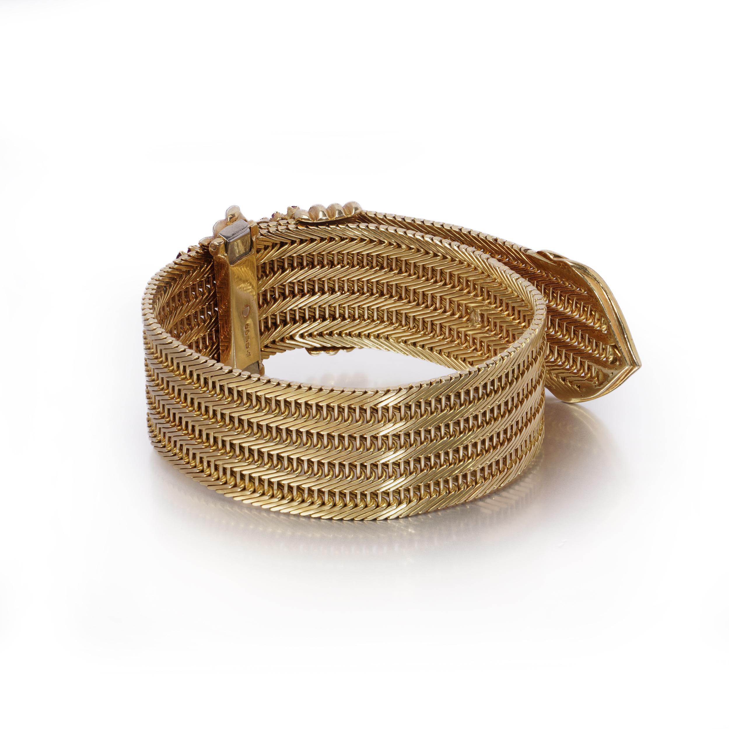 Donna Bracciale da cintura Kutchinsky in oro giallo 18kt, rubini e diamanti, Londra, 1961 in vendita