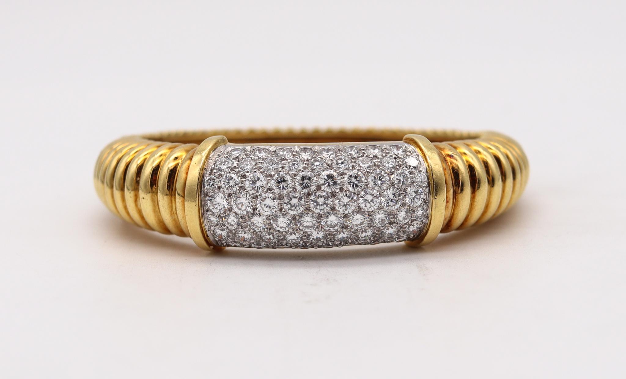 Brilliant Cut Kutchinsky 1972 London Bangle Cuff 18Kt Gold and Platinum with 7.56 Ctw Diamonds