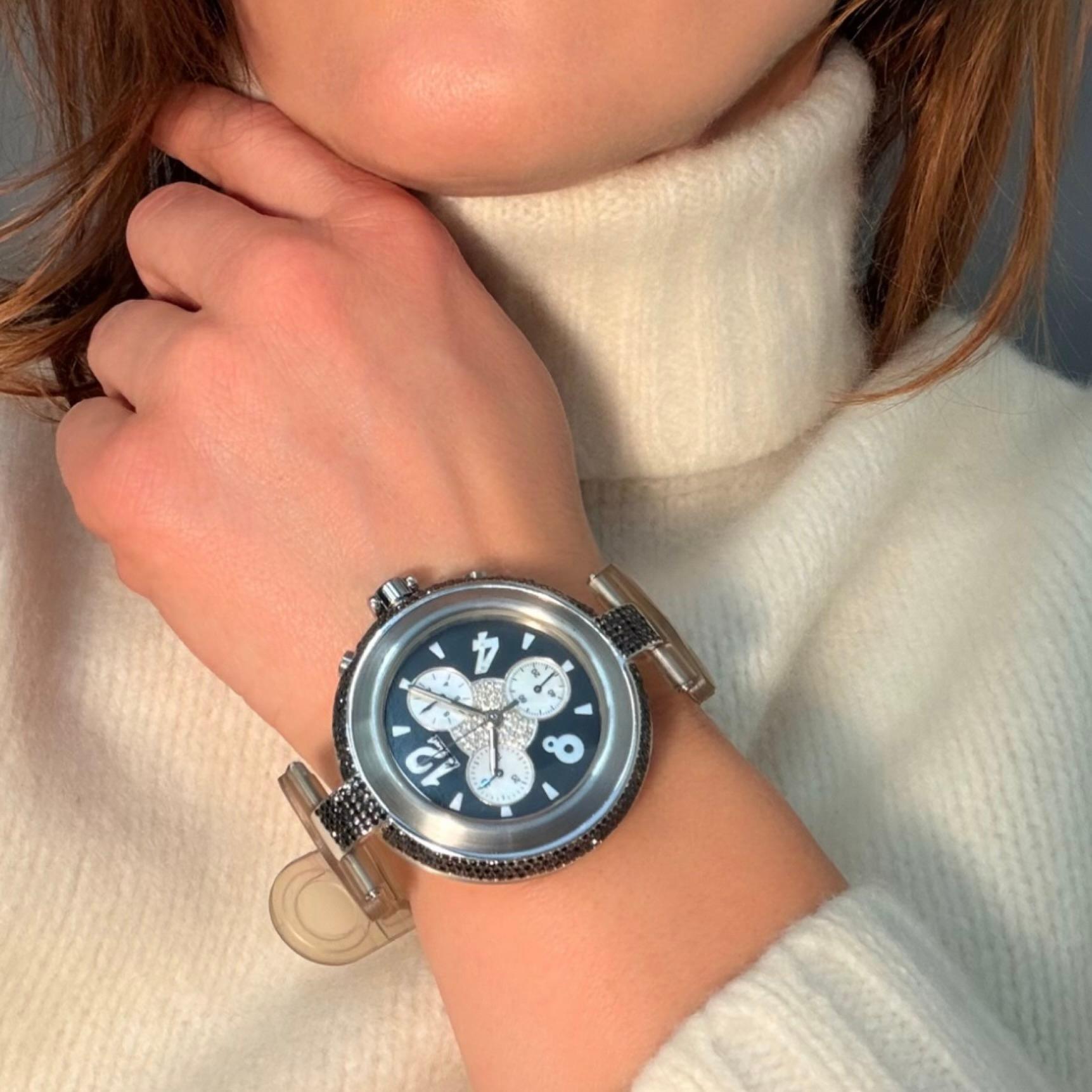 Montre chronographe Kutchinsky à diamants noirs en vente 5