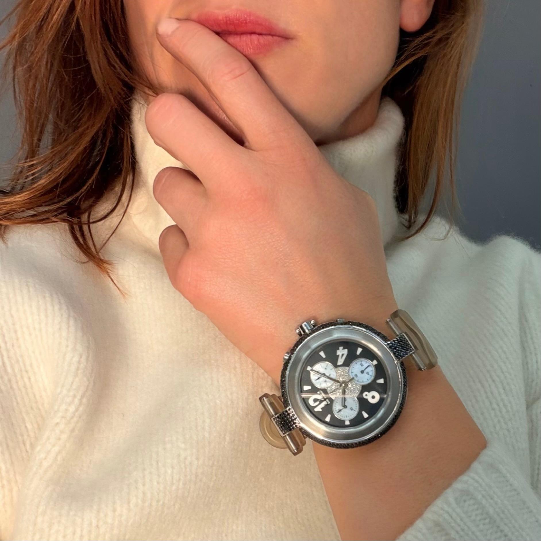 Montre chronographe Kutchinsky à diamants noirs en vente 4